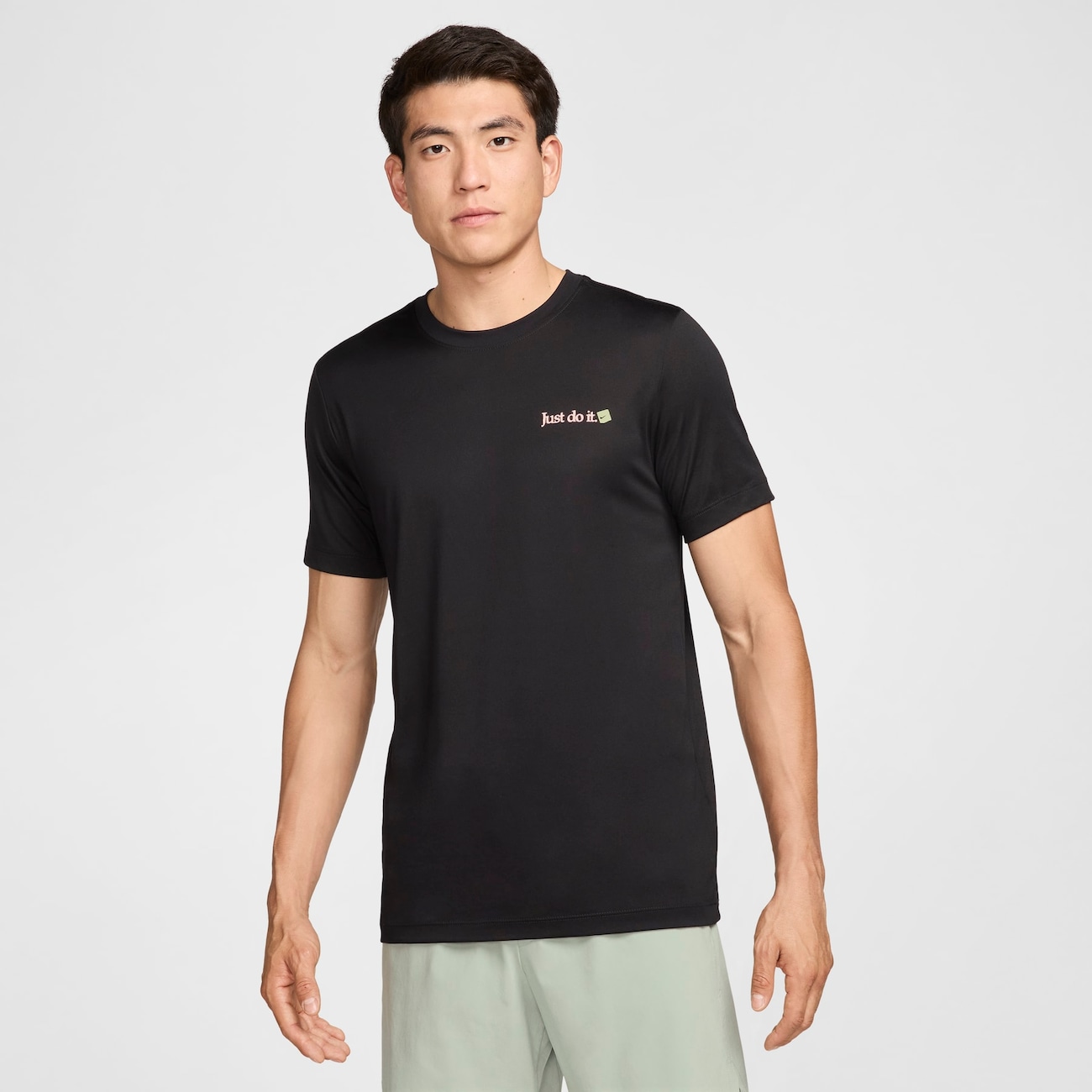 Camiseta Nike Dri-FIT Legend Masculina