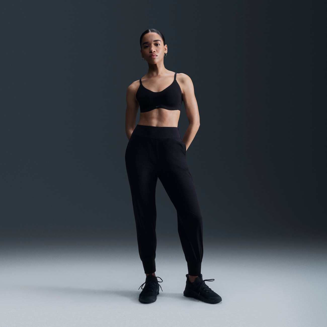 Top Nike Alate Coverage Feminino