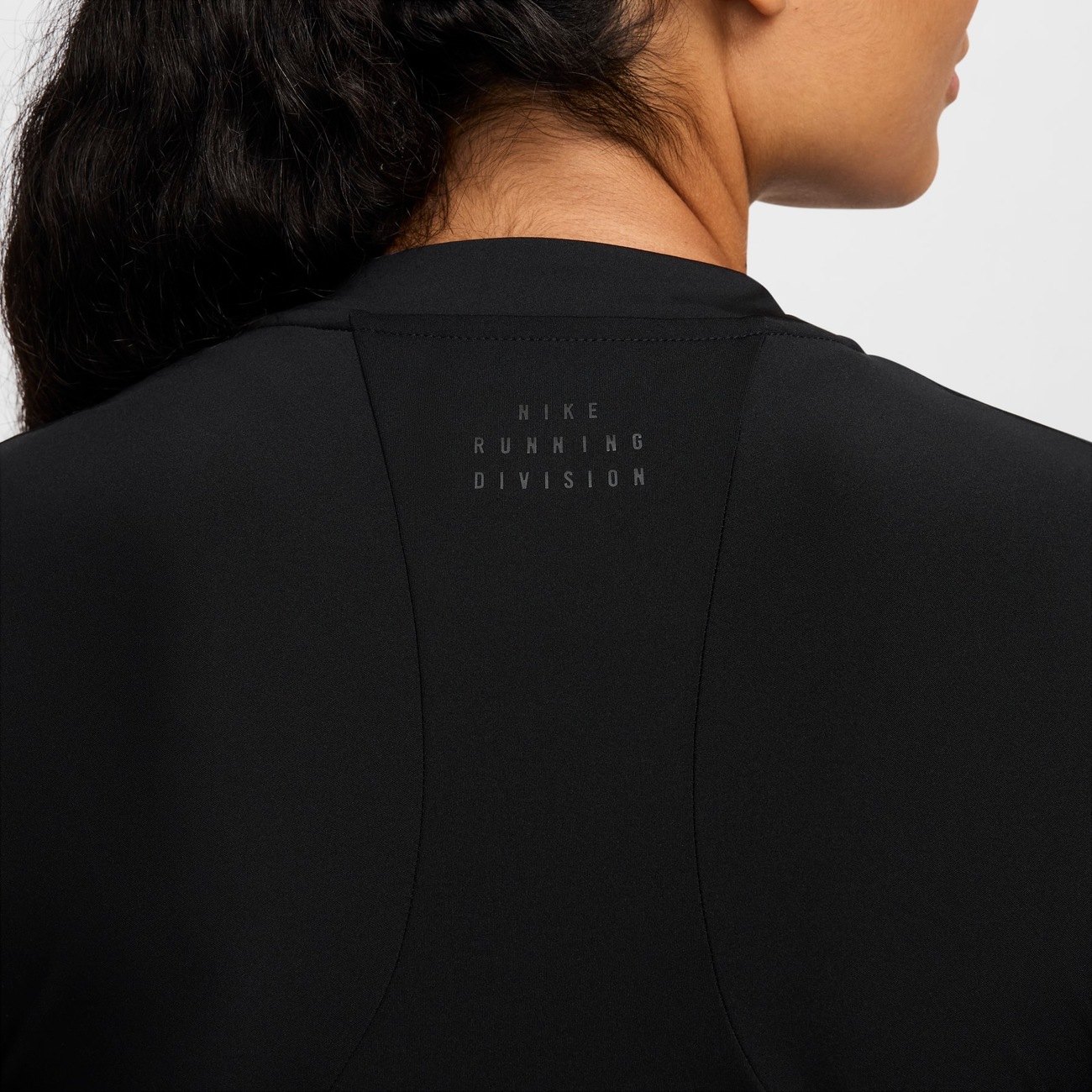 Camiseta Nike Dri-FIT Run Division Feminina - Nike