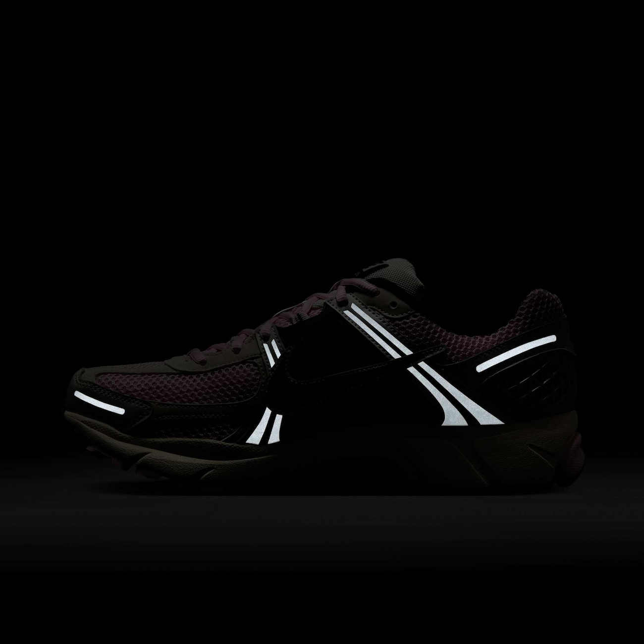 Tênis Nike Zoom Vomero 5 Masculino - Nike