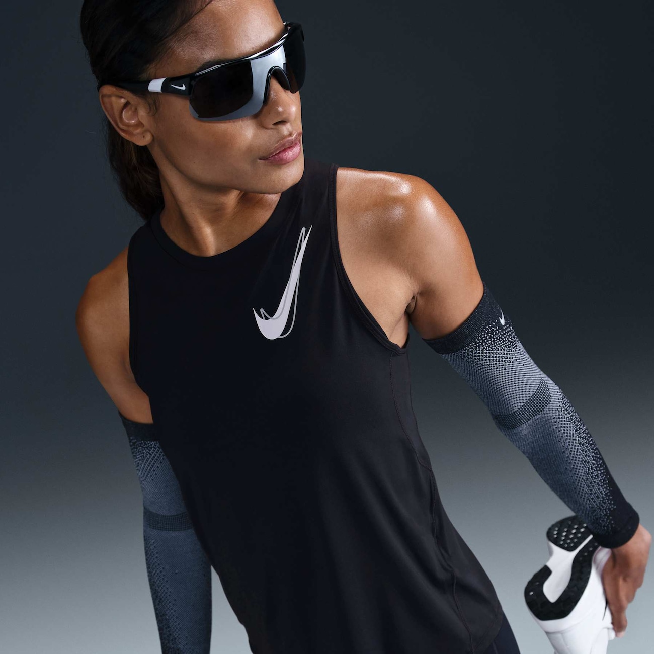 Camiseta Nike One Swoosh Feminina