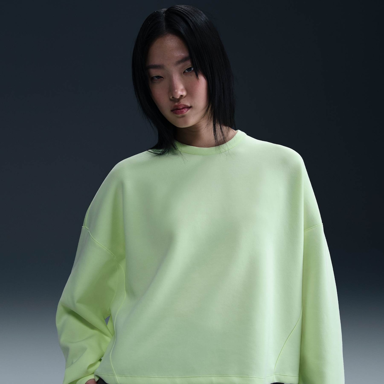 Blusão Nike Crew Soft Knit 24.7 Feminino