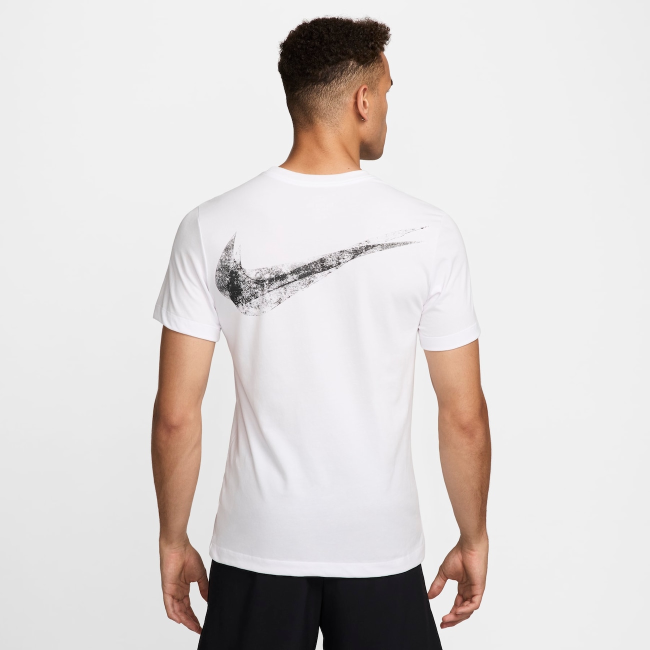 Camiseta Nike Dri-FIT Swoosh Masculina