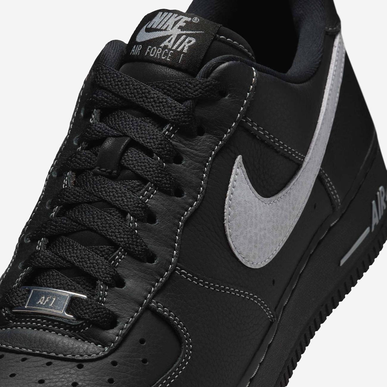 Tênis Air Force 1 '07 Lv8 Masculino - Nike