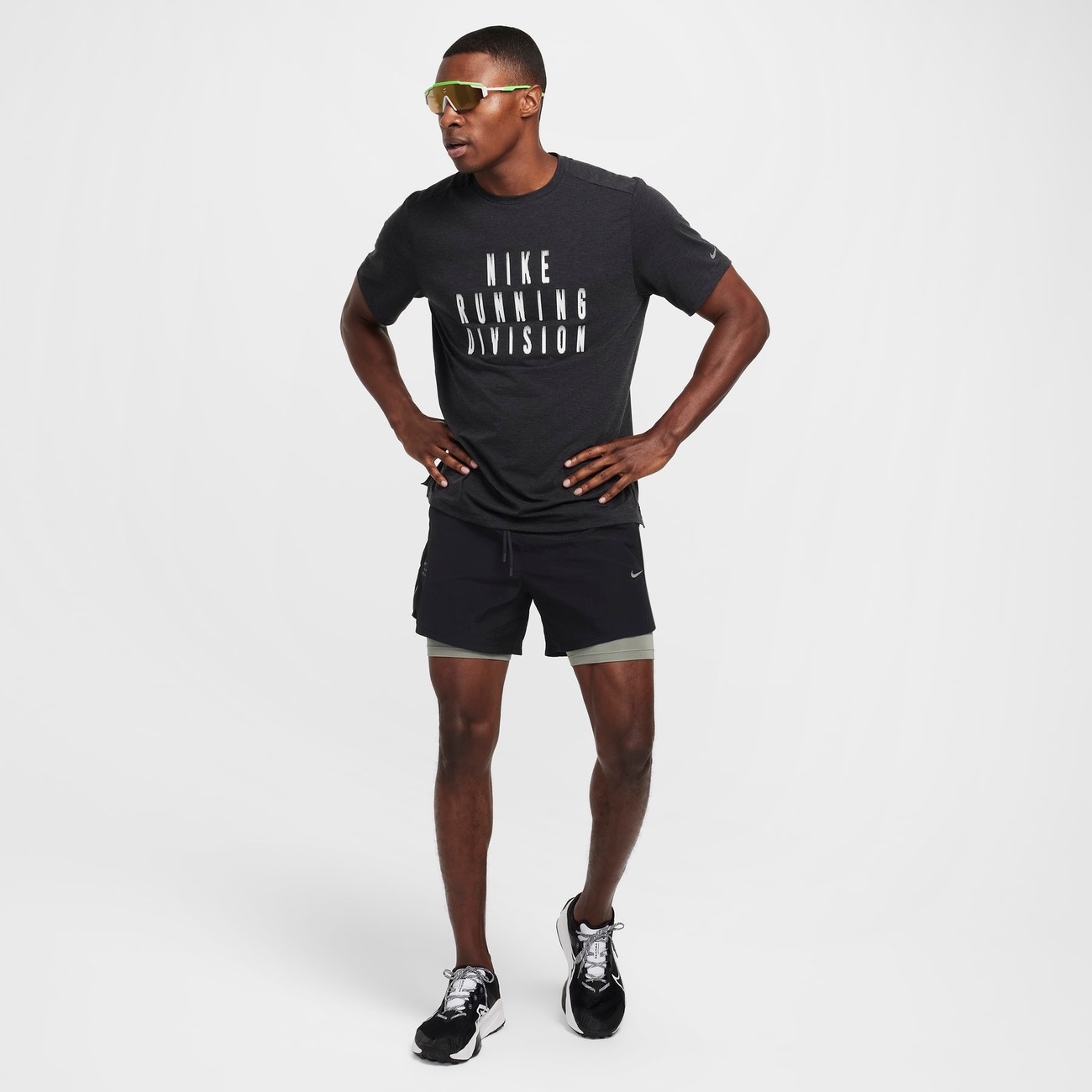 Nike Running Division ブラック Shorts Nike Stride Running Division Masculino - Nike