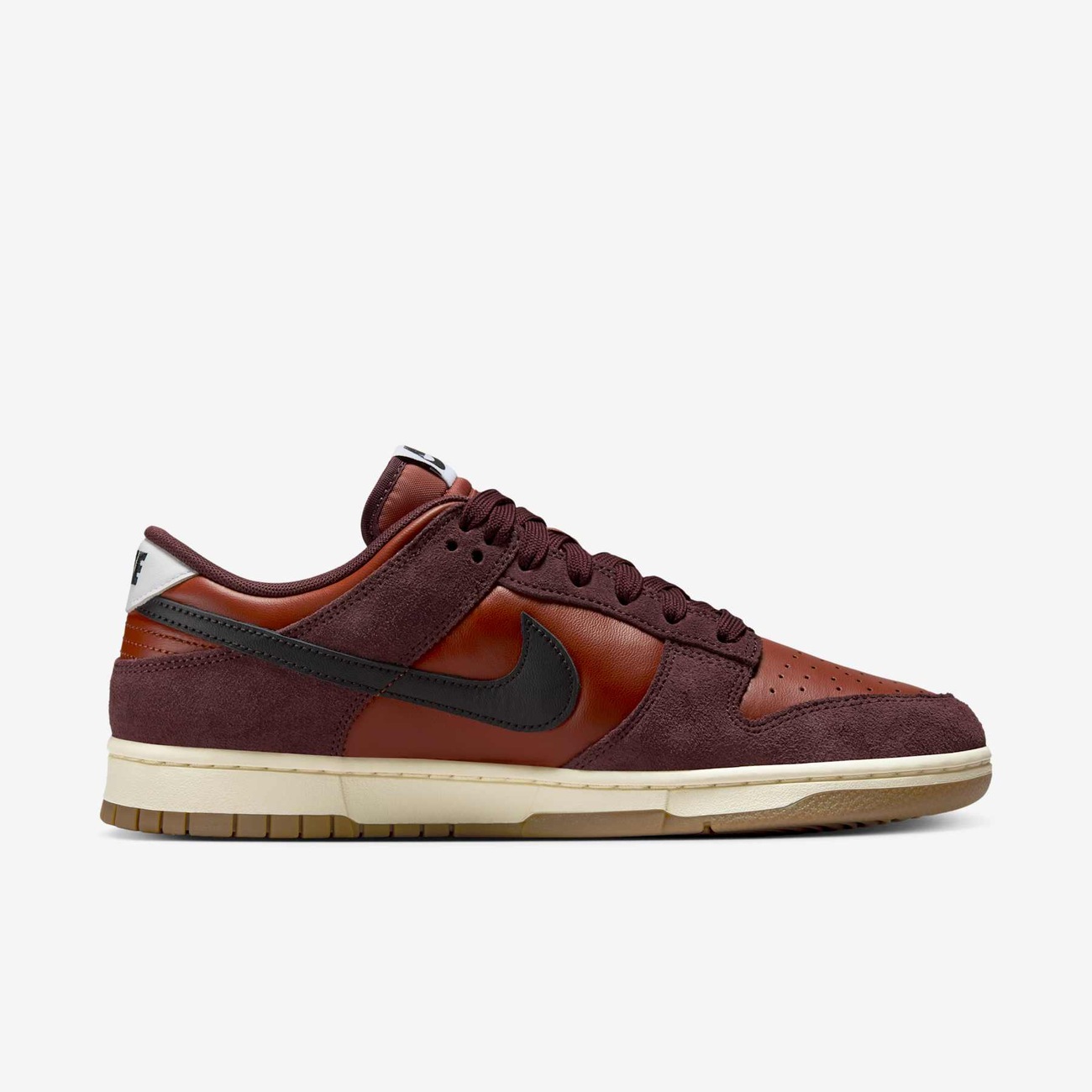 Tênis Nike Dunk Low Retro SE Masculino - Nike