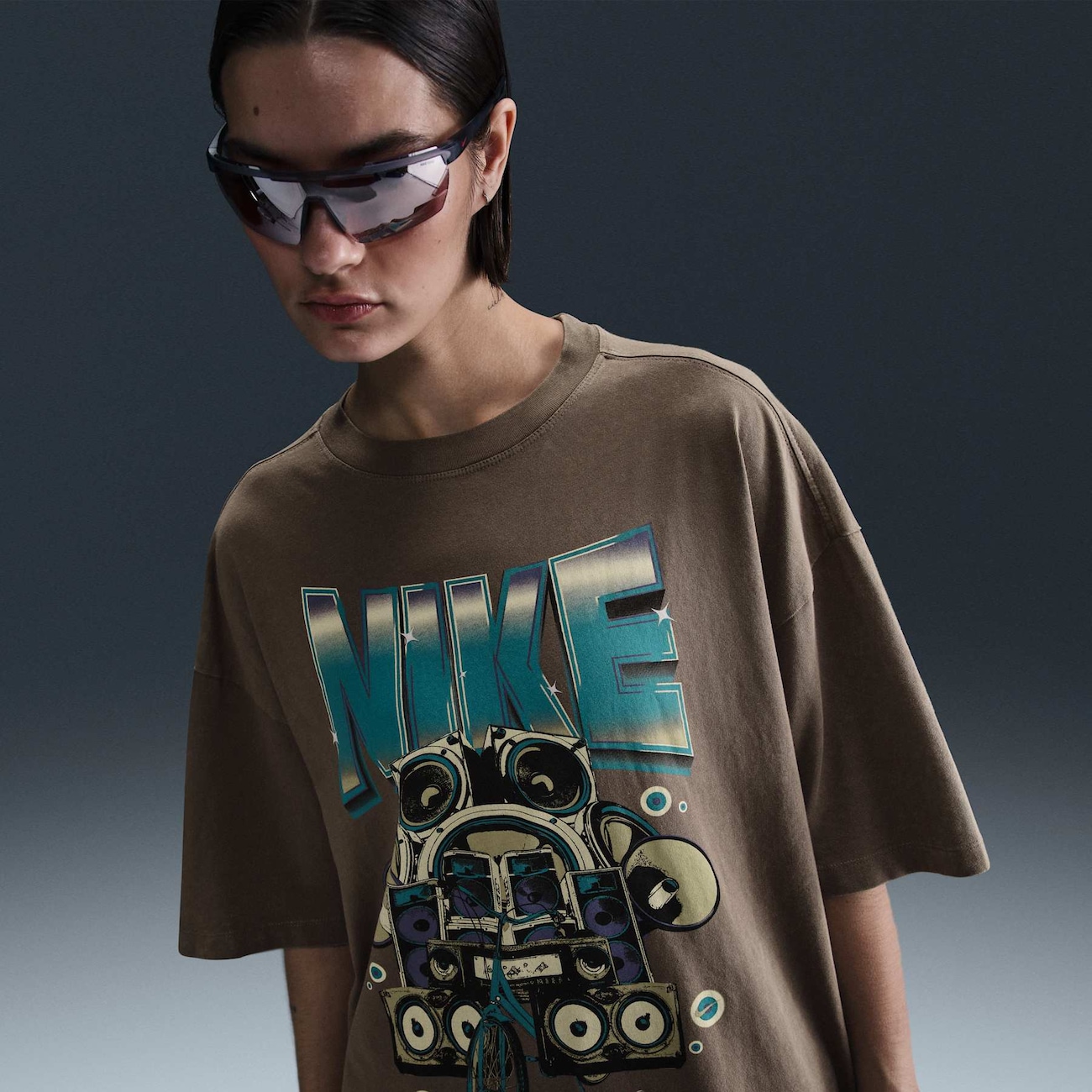 Camiseta Nike Sportswear Essential Feminina