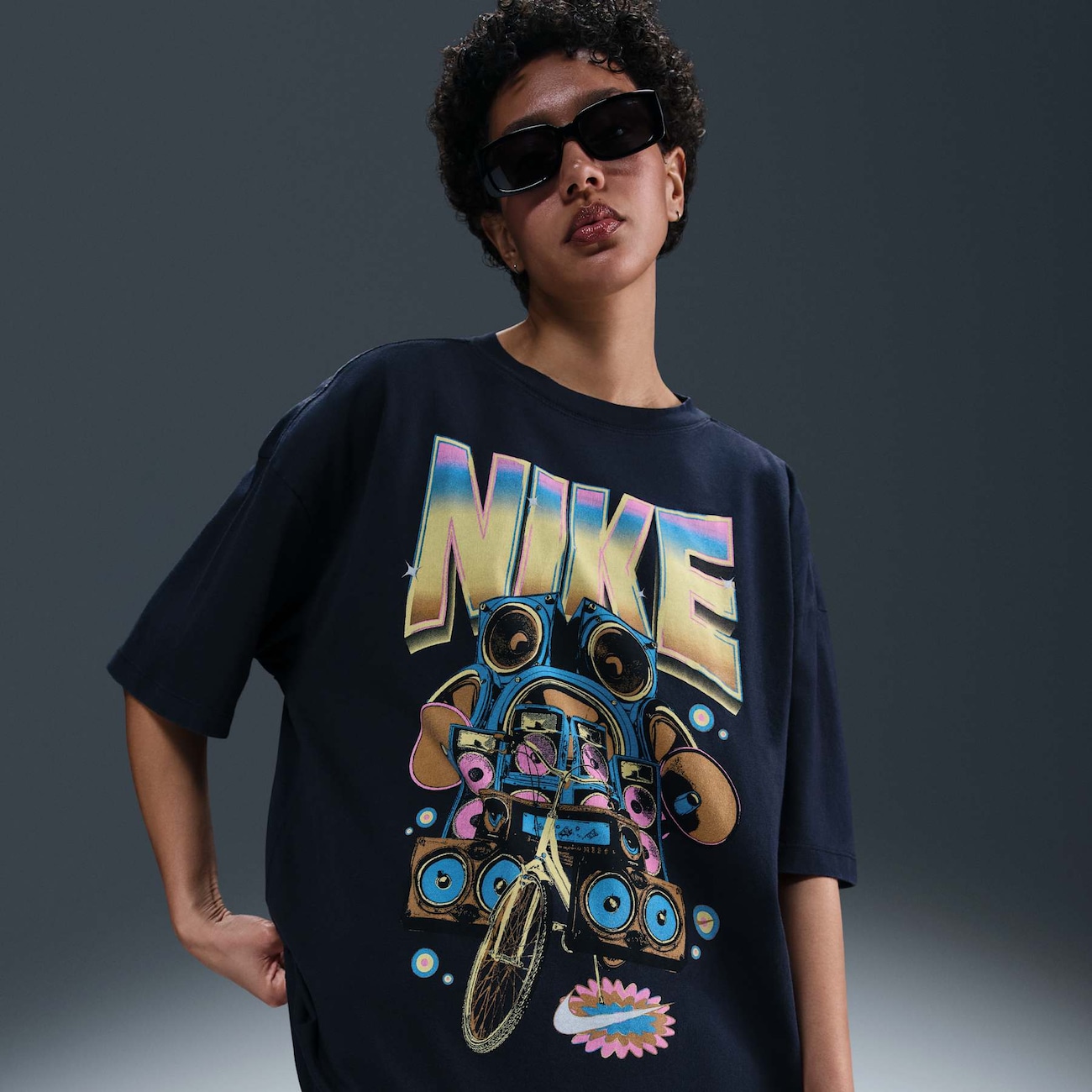 Camiseta Nike Sportswear Essential Feminina