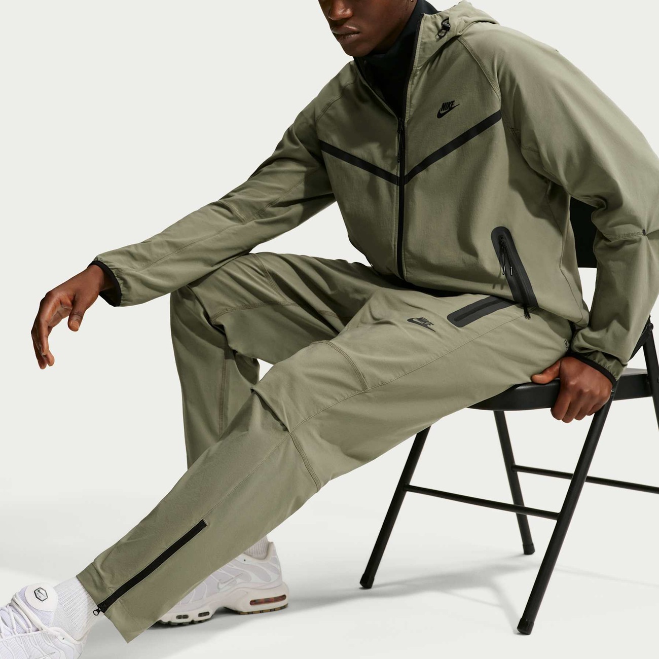 Calça Nike Tech Woven Masculina - Nike