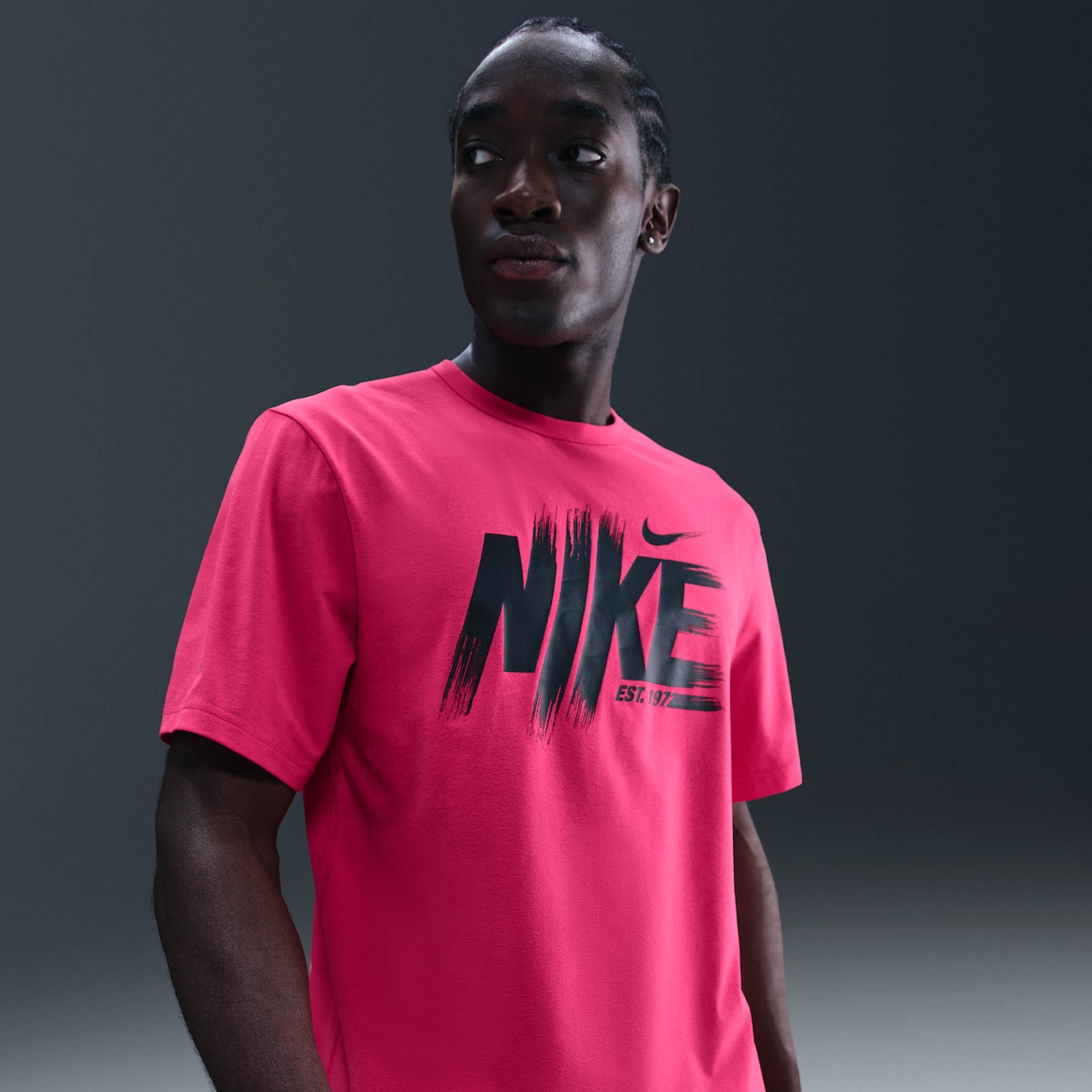 Camiseta Nike Hyverse GFX Masculina