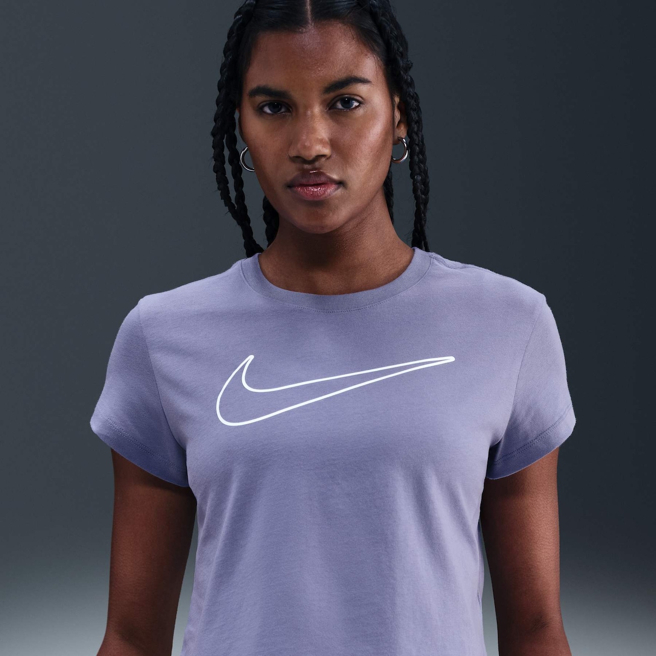 Camiseta Nike Sportswear Club Feminina