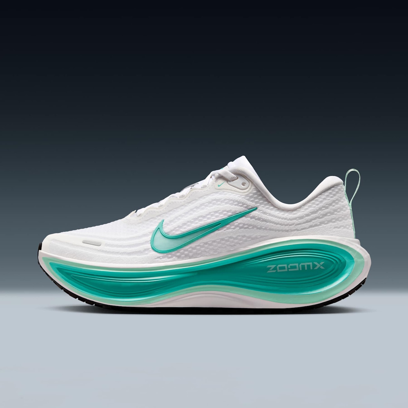 Tênis Nike Vomero Plus Feminino