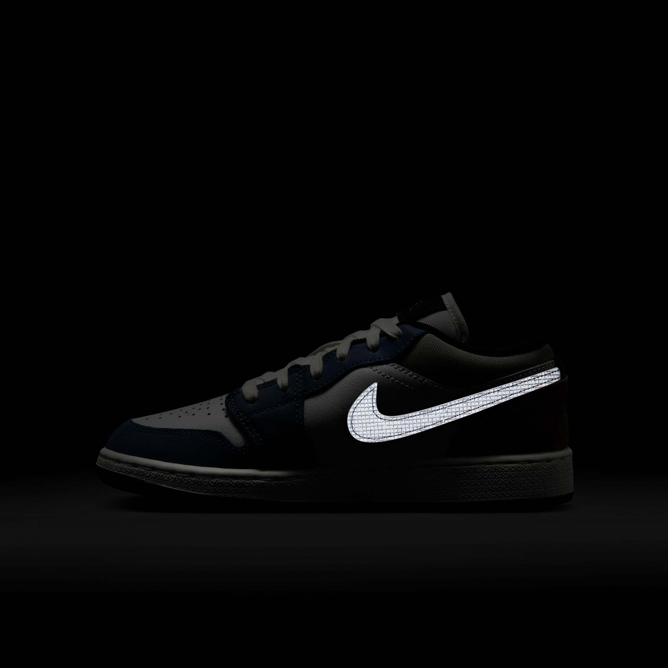 Tênis Air Jordan 1 Low Infantil - Nike
