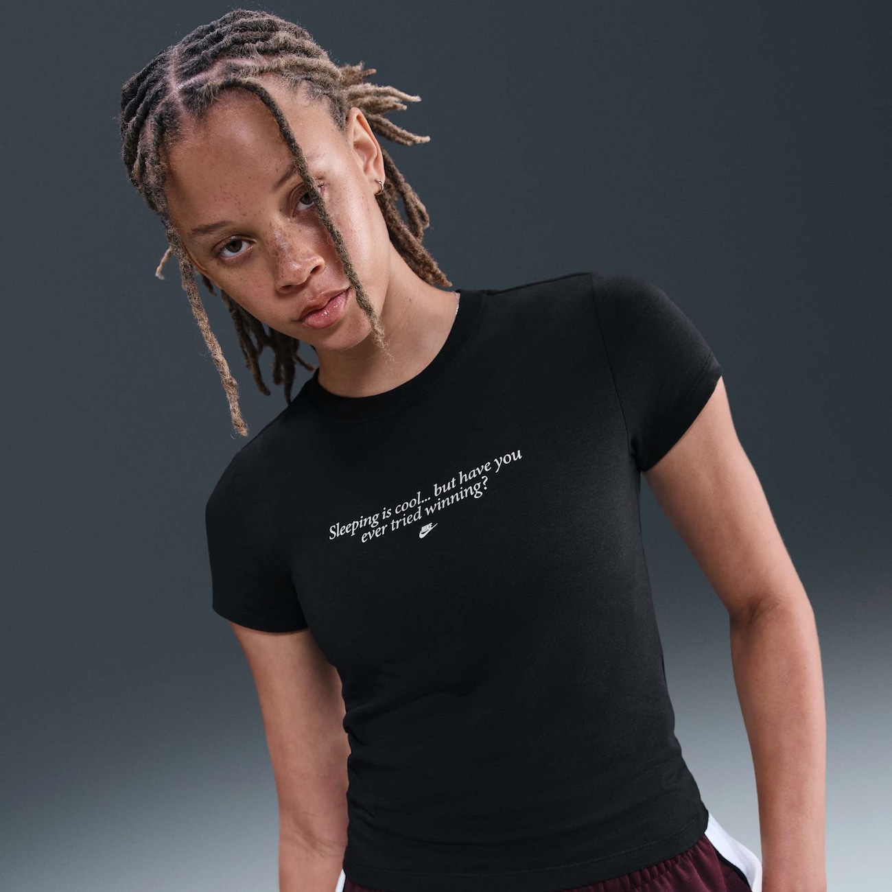 Camiseta Nike Sportswear Chill Feminina