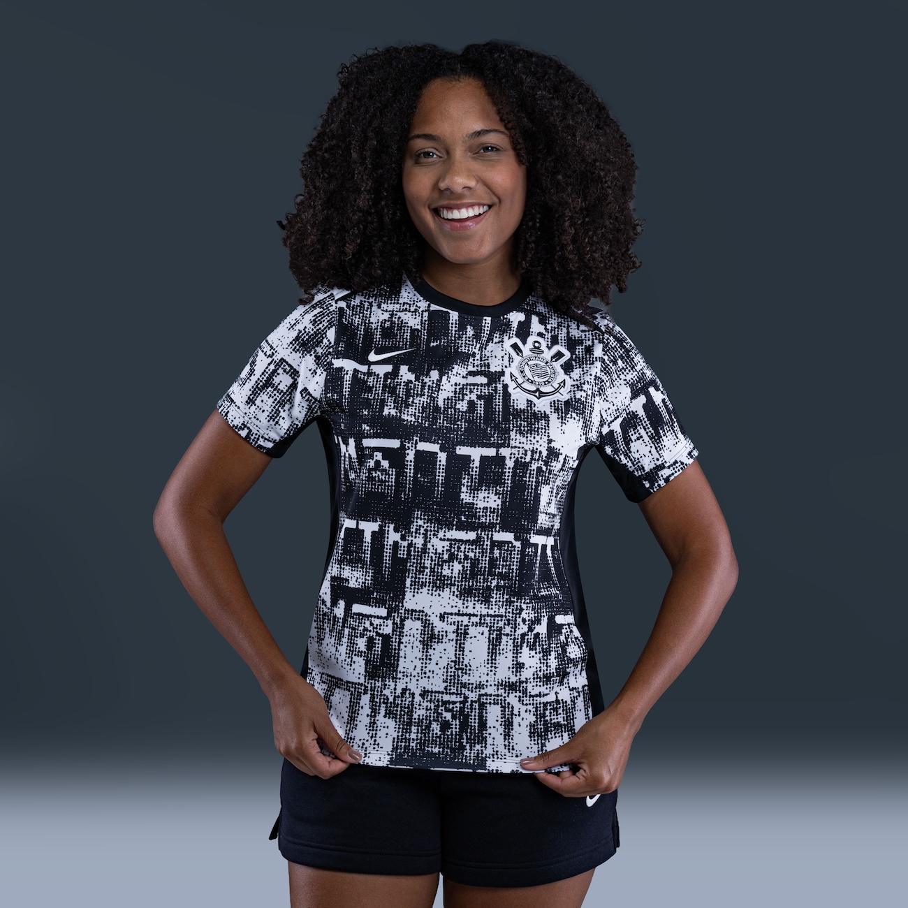 Camiseta Corinthians Nike 2026 Pré-Jogo Feminina