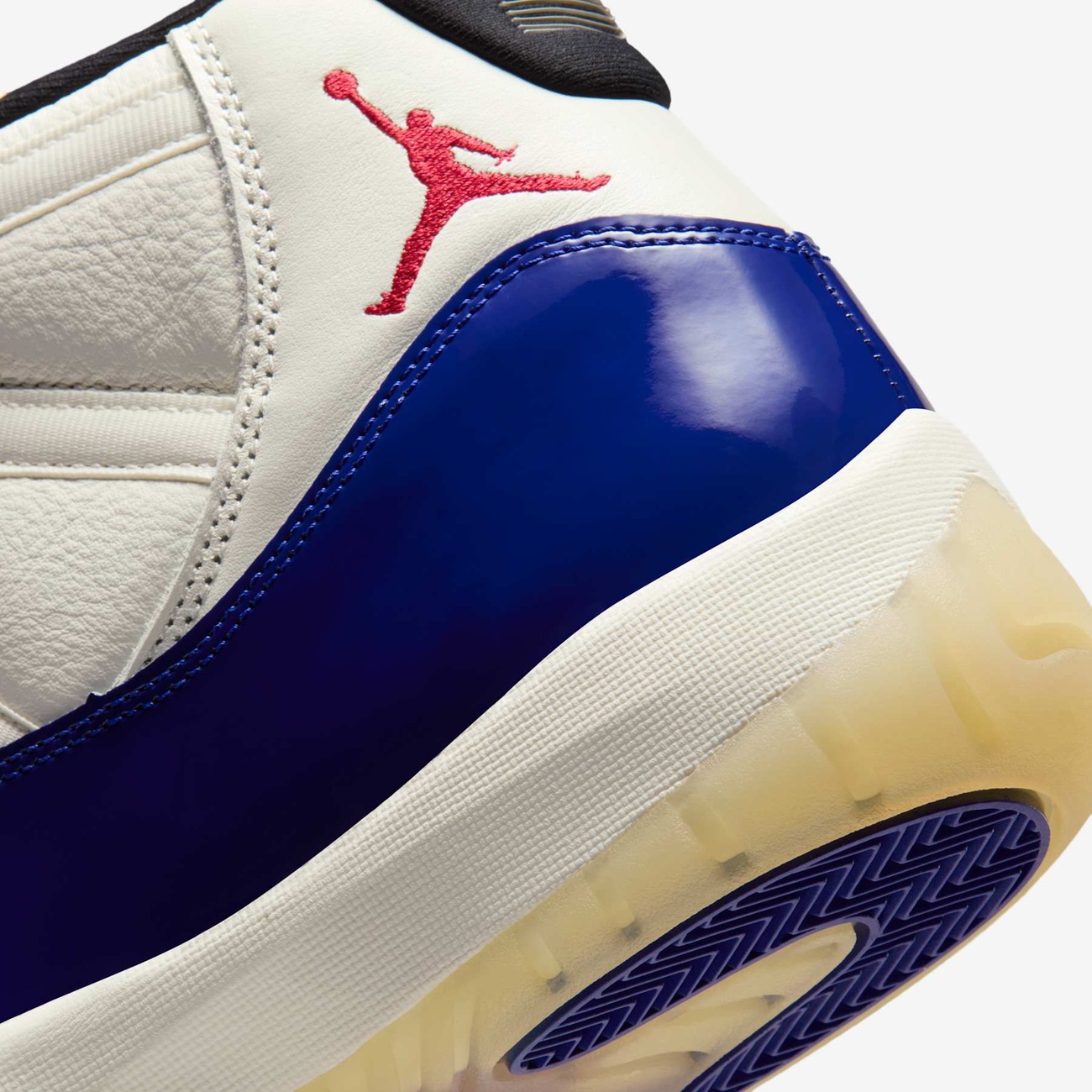 Air Jordan 11 - Nike