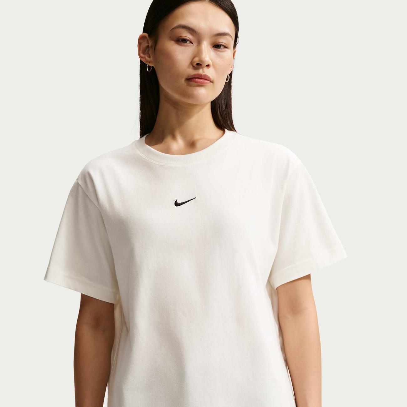 Camiseta Nike Sportswear Classic Feminina