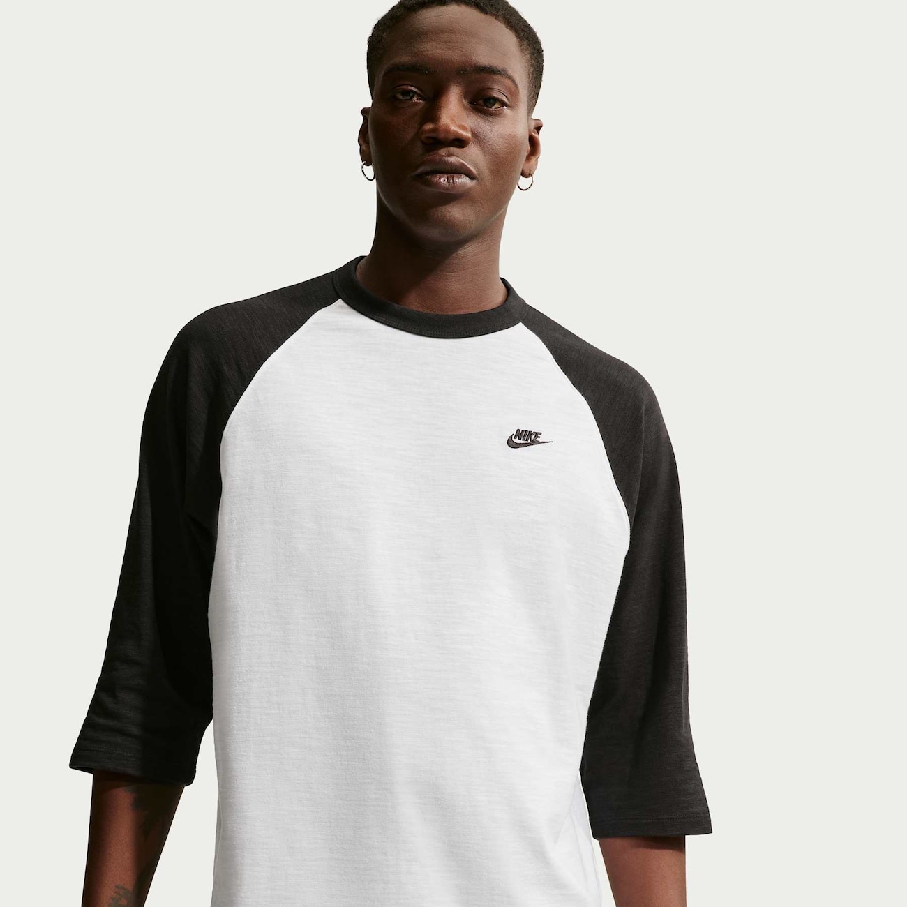 Camiseta Nike Club Raglan Masculina