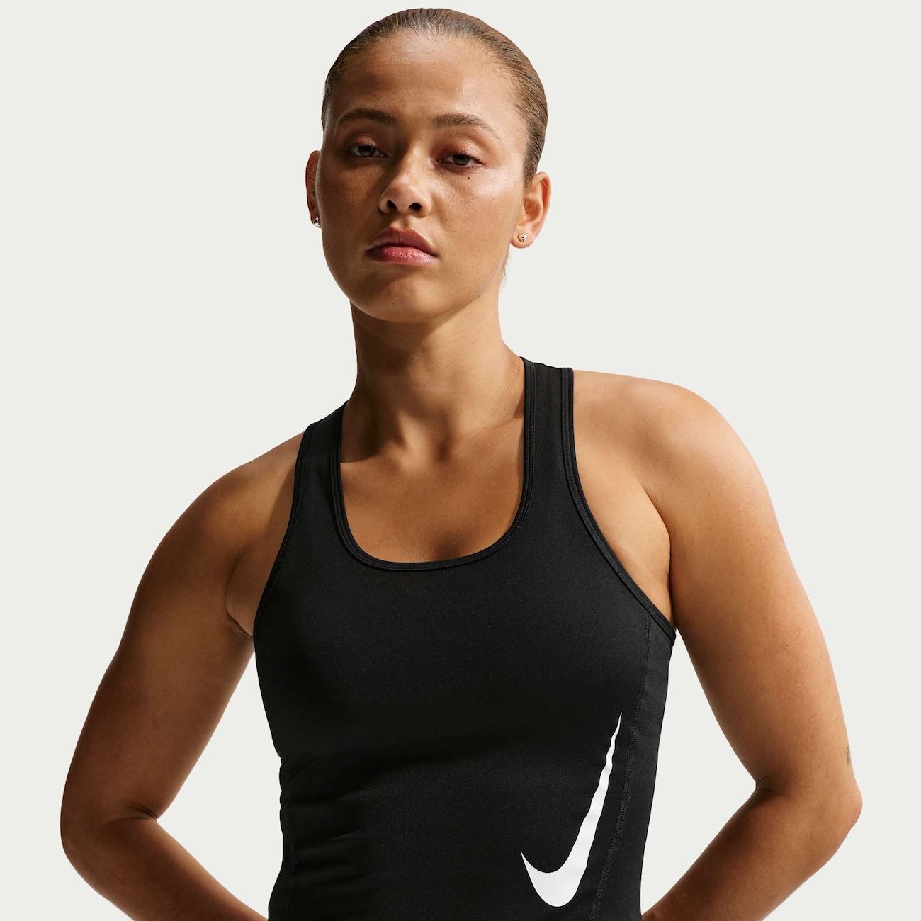 Regata Dri-FIT Nike Swoosh Run Feminina