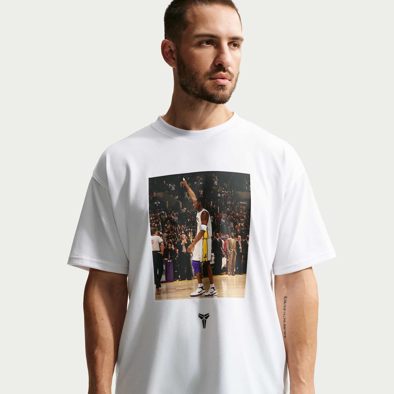 Camiseta Kobe Bryant M90 '81 Masculina