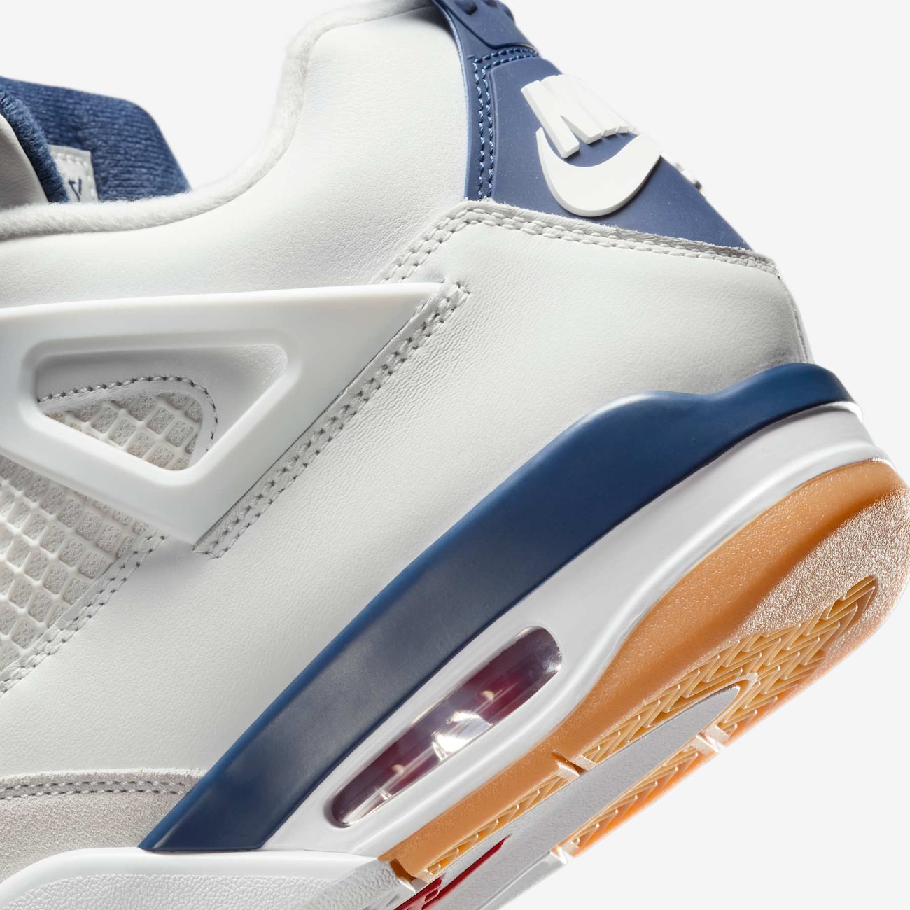SB x Air Jordan 4 Navy - Nike
