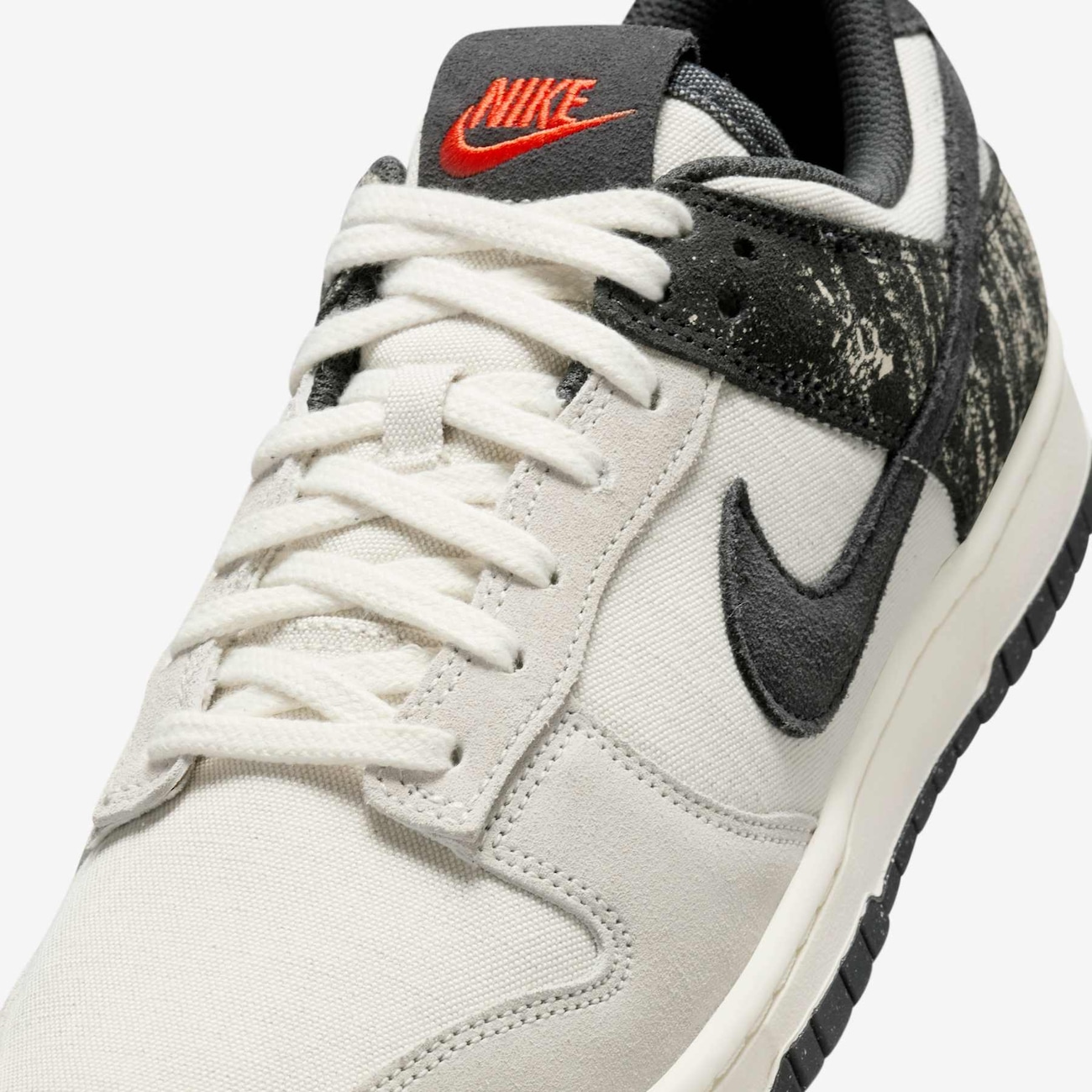 Dunk Low Retro SE - Nike