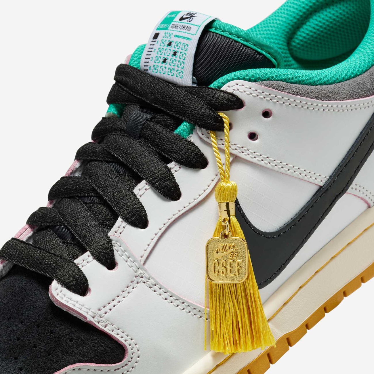 hhNIKE SB × CSEF × Dunk Low Pro QS SB Dunk Low Pro x CSEF - Nike