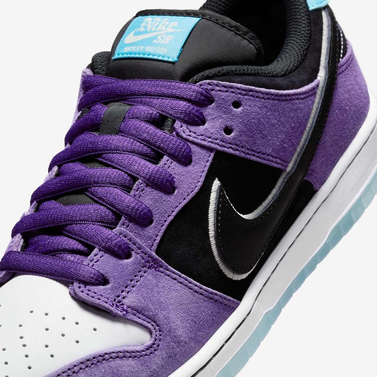 新品未開封Hayley Wilson × Nike SB Dunk LowPro Nike SB Dunk Low Pro x Hayley Wilson Black and Court Purple - Nike