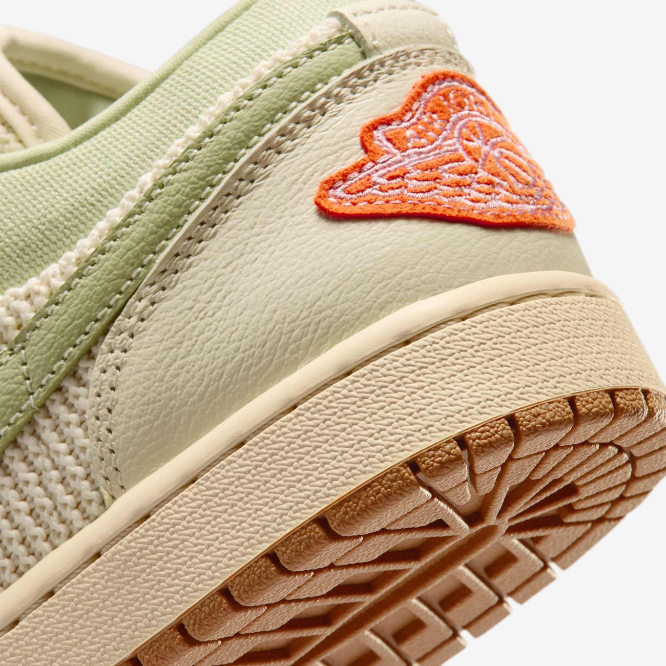 Tênis Air Jordan 1 Low SE Feminino Feminino - Nike