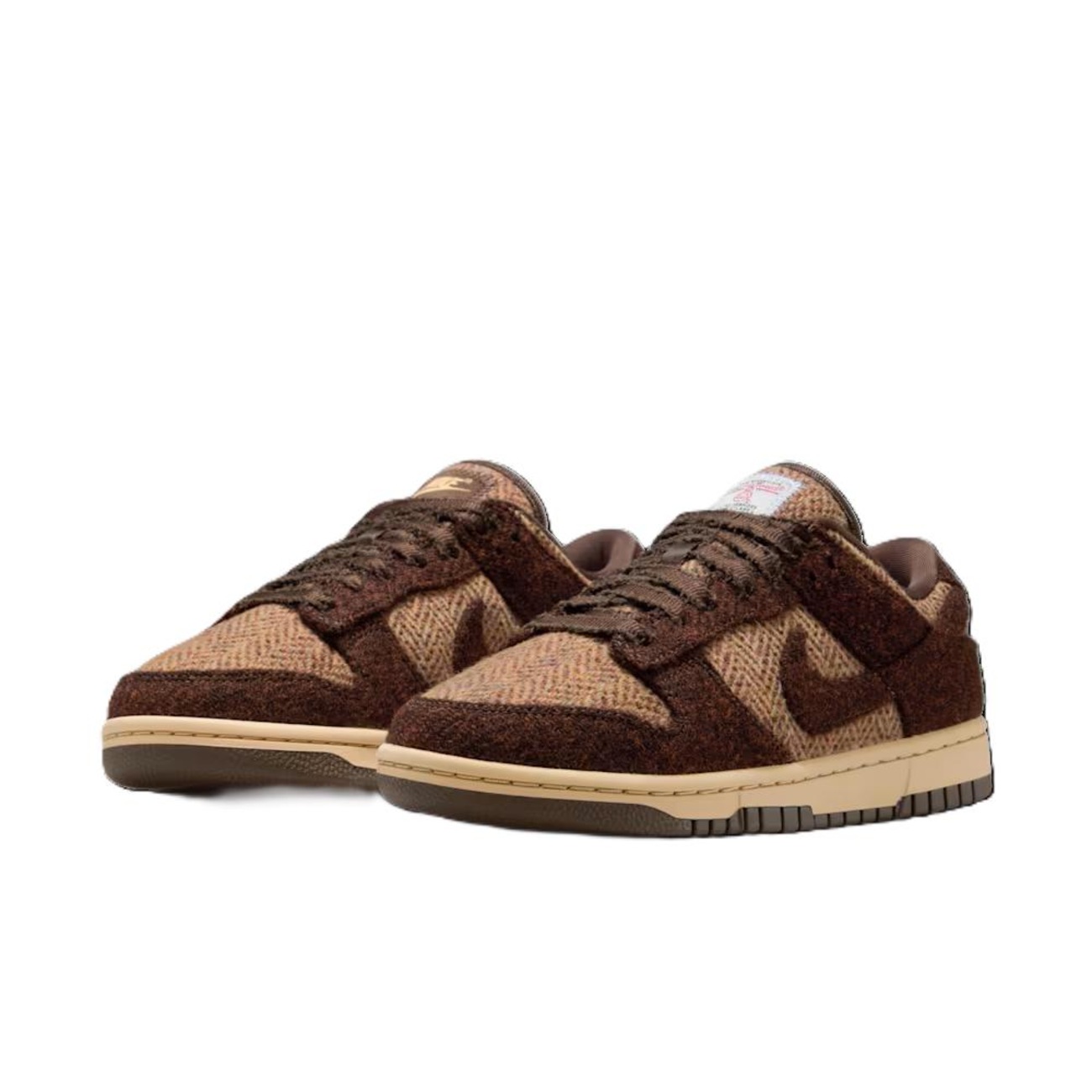 Women's Dunk Low x Harris Tweed® Sesame and Violet Mist - Nike
