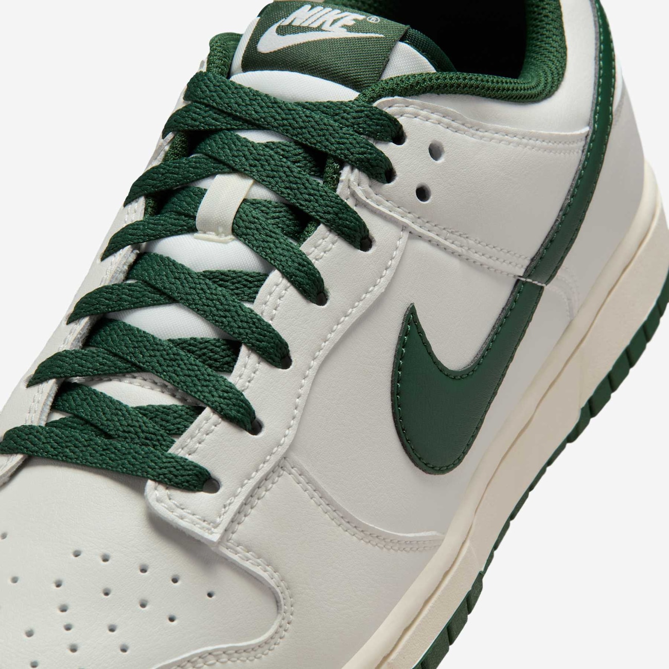 Nike Dunk Low - Nike