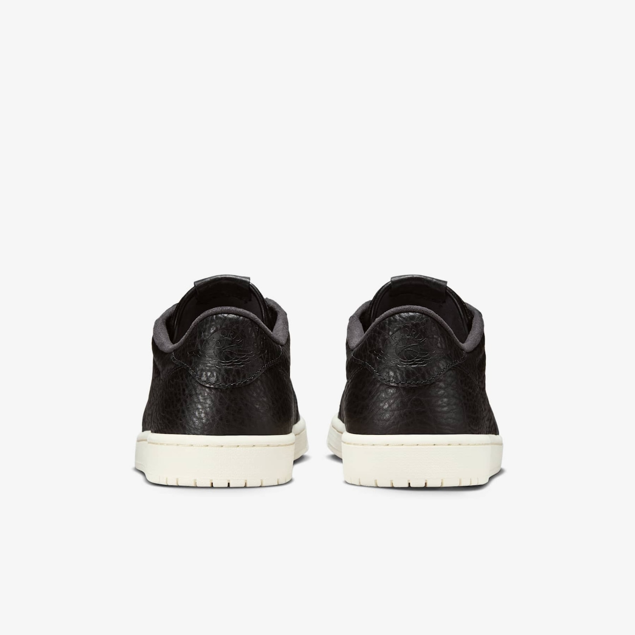 Tênis Air Jordan 1 Retro Low Masculino - Nike