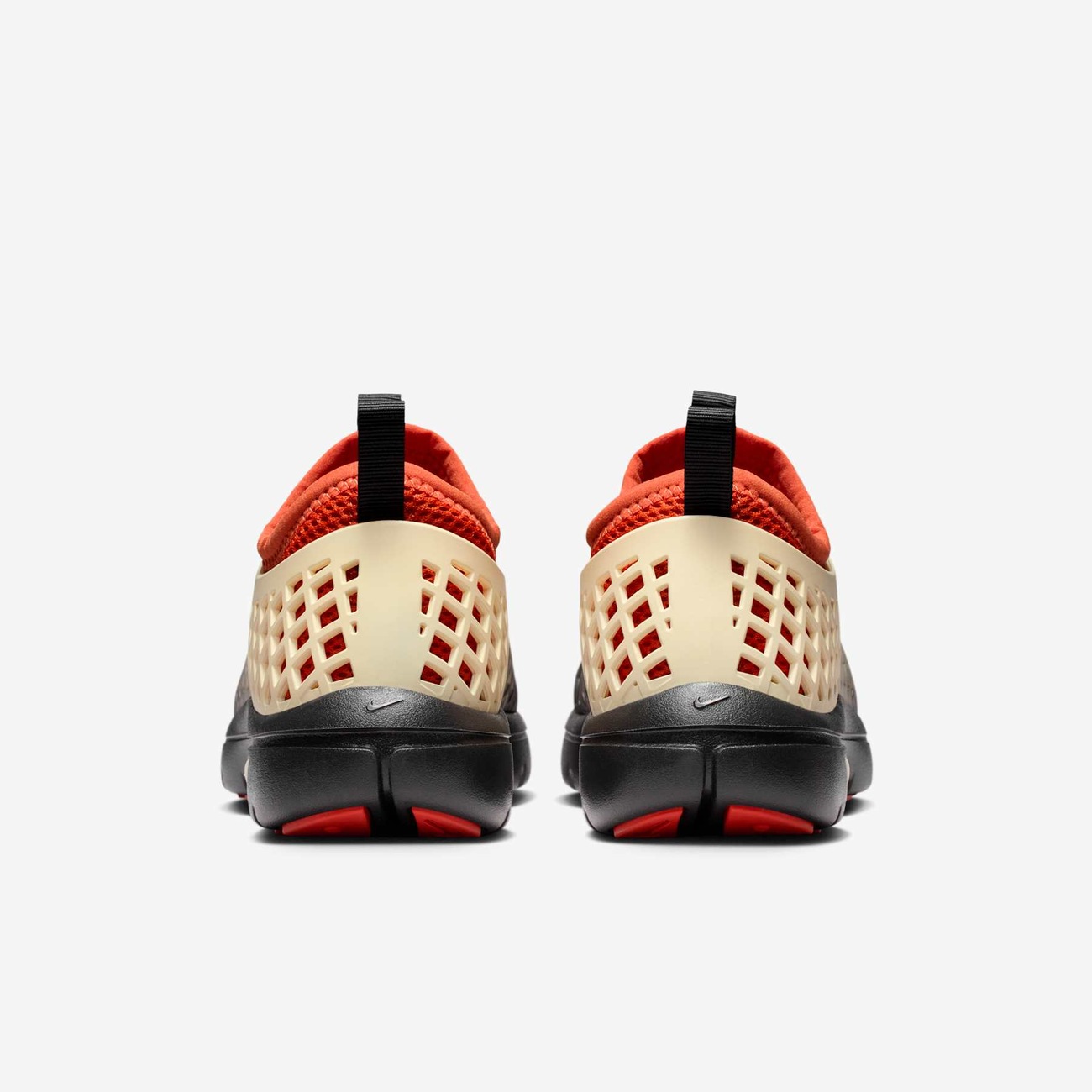 Women's Rejuven8 Run Black and Rust Factor - Nike