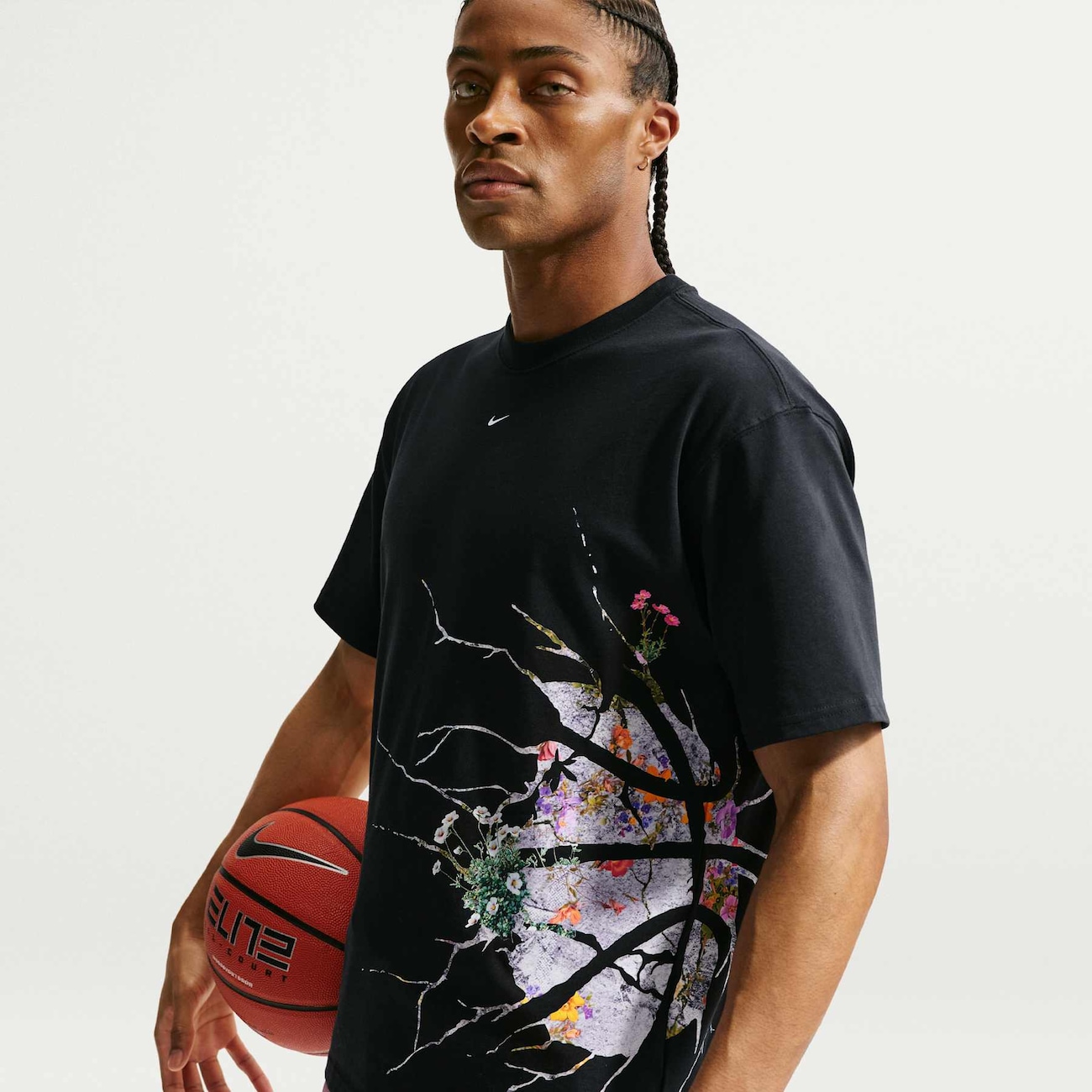 Camiseta Nike OC Concrete Ball Masculina