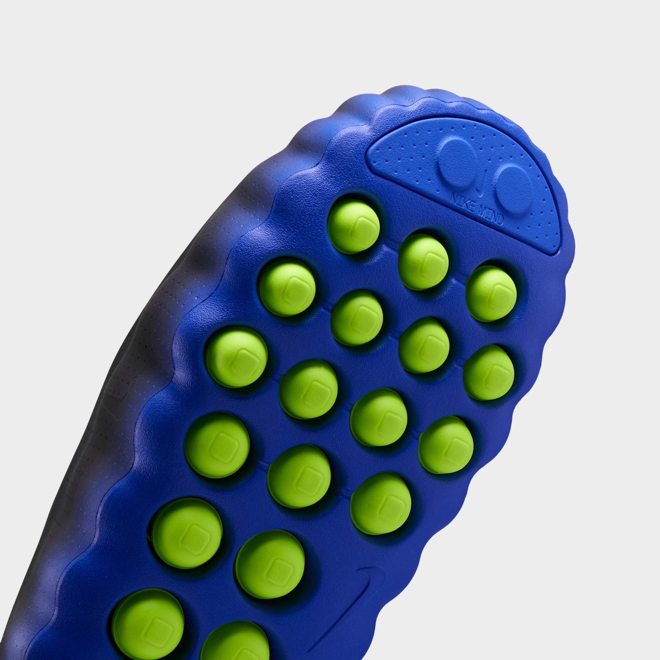 Mule Nike Mind 001 Flyknit Hyper Royal - Nike