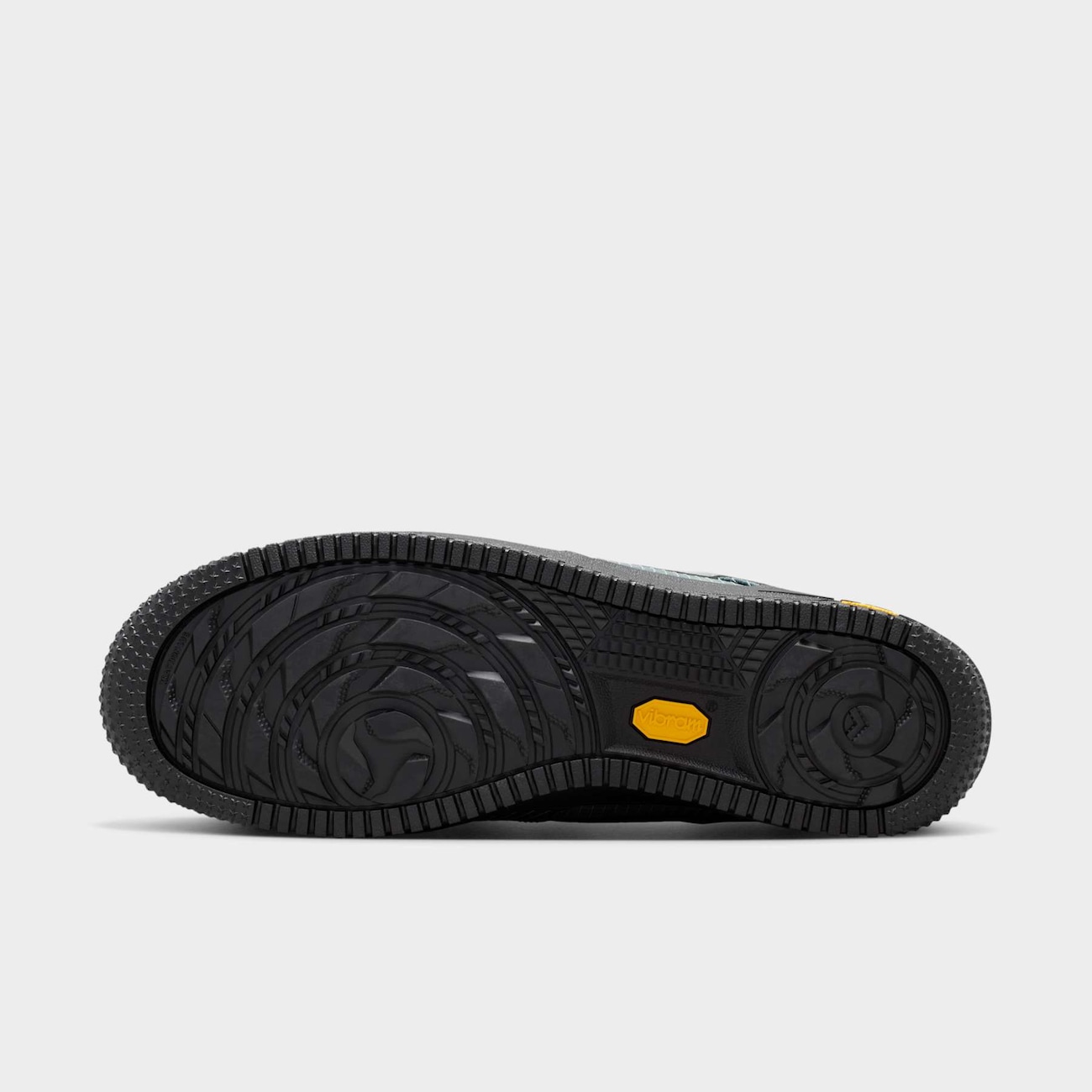 Tênis Nike Air Force 1 ´07 Lx Vibram - Foto 2