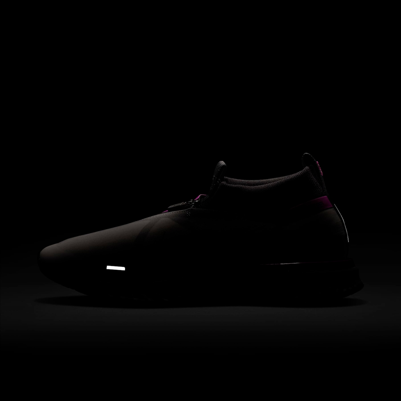 tenis nike react city