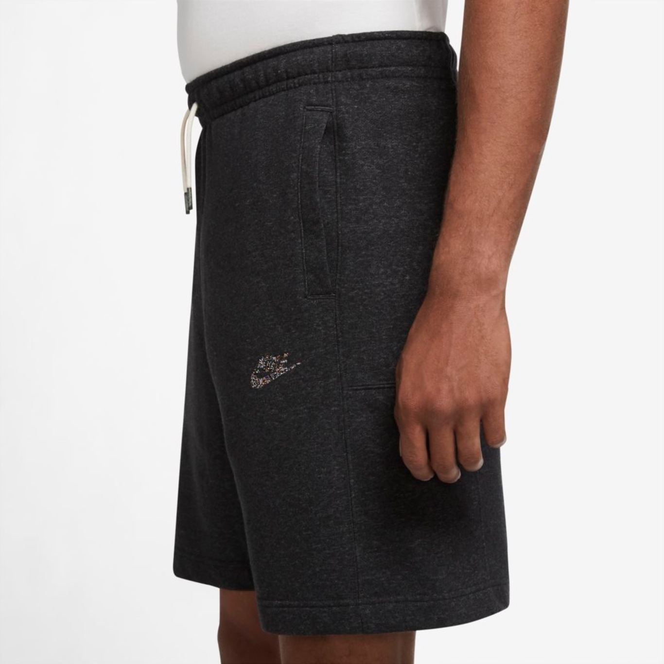Oferta de Shorts Nike Sportswear Sport Essentials+ Masculino » Black