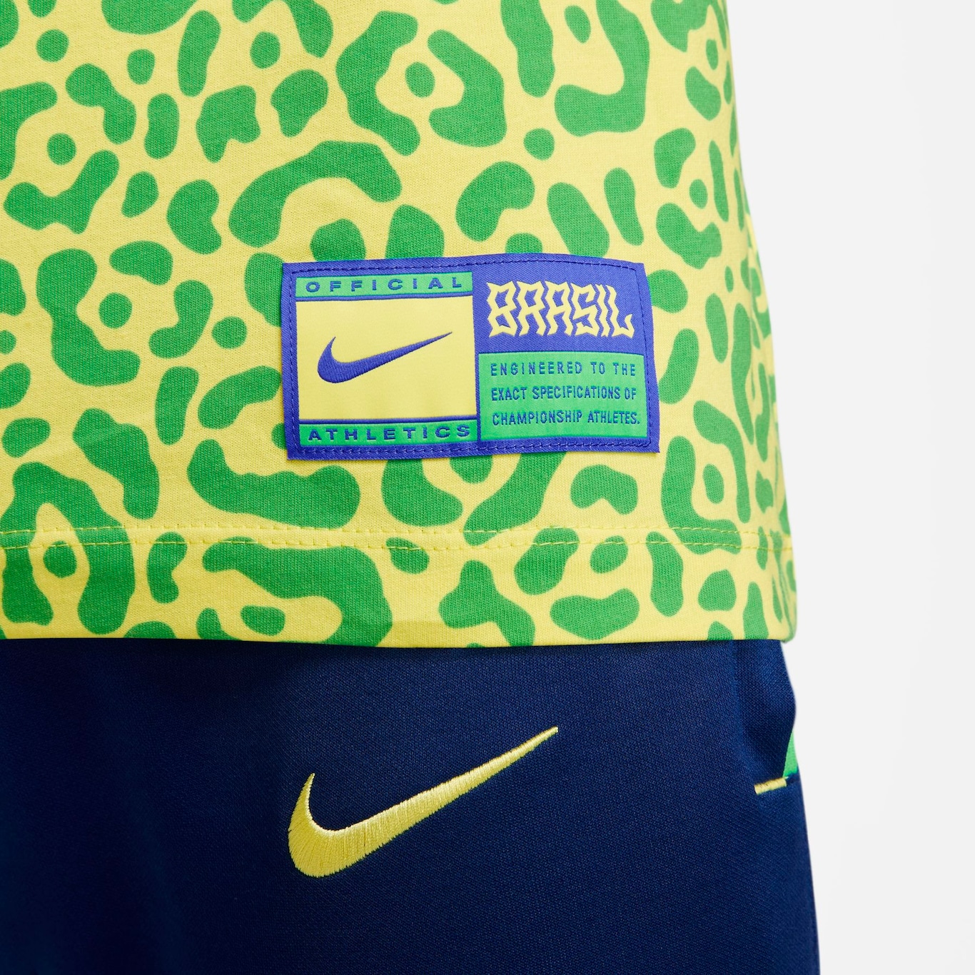 Camiseta Nike Brasil Ignite Masculina - Foto 4