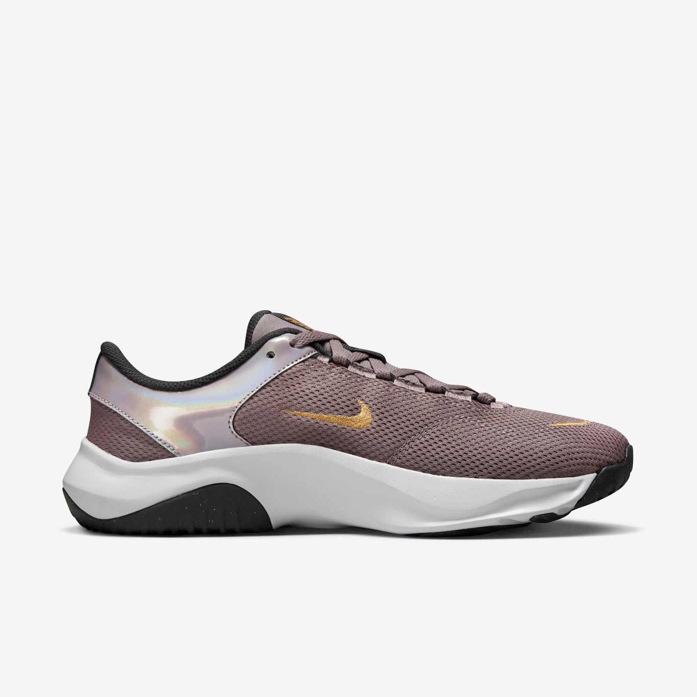 nike essential discount