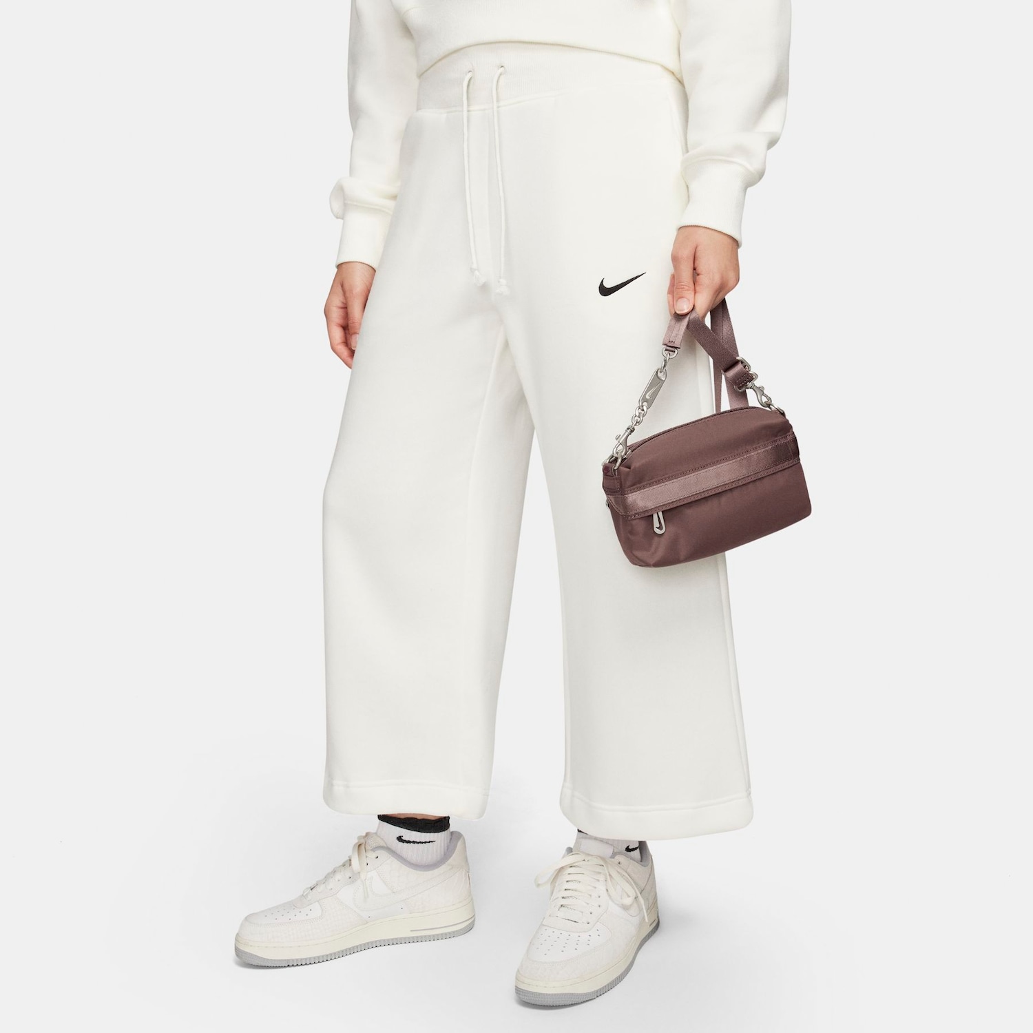 Bolsa Transversal Nike Sportswear Futura Luxe Feminina