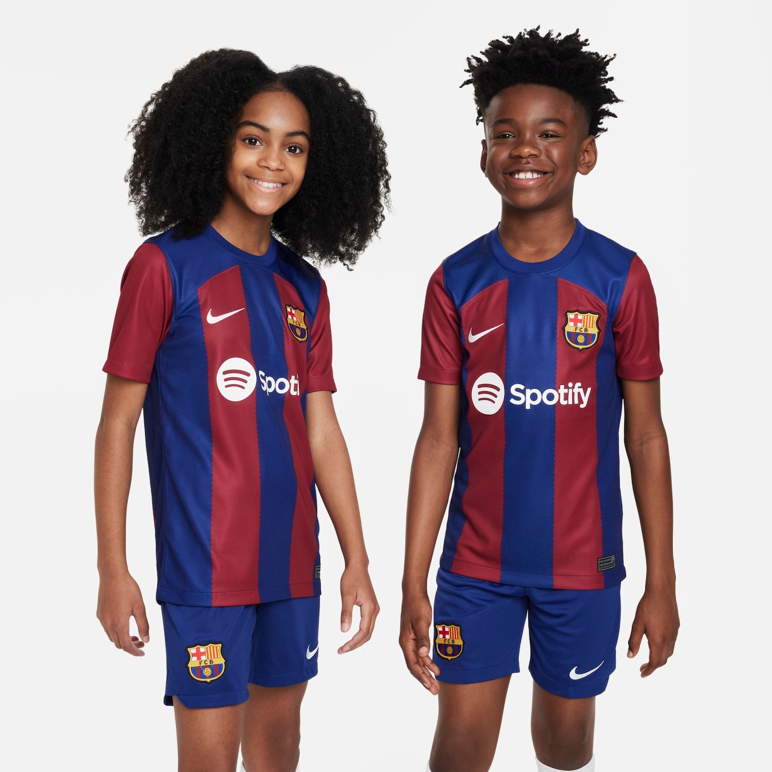 Camisa Nike Barcelona I 2023/24 Torcedor Pro Infantil