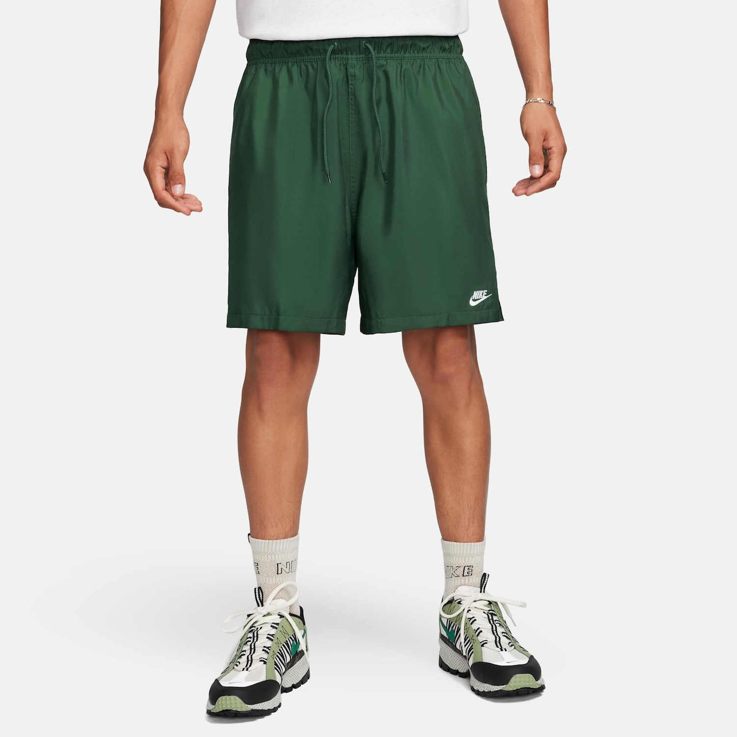 Shorts Nike Club Flow Masculino