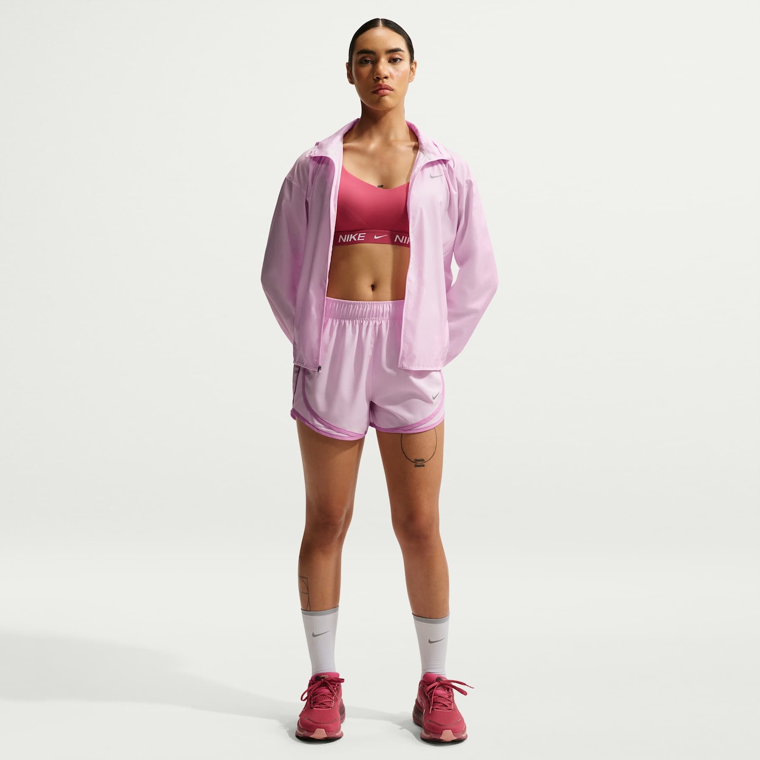 Shorts Nike Dri-FIT Tempo Feminino