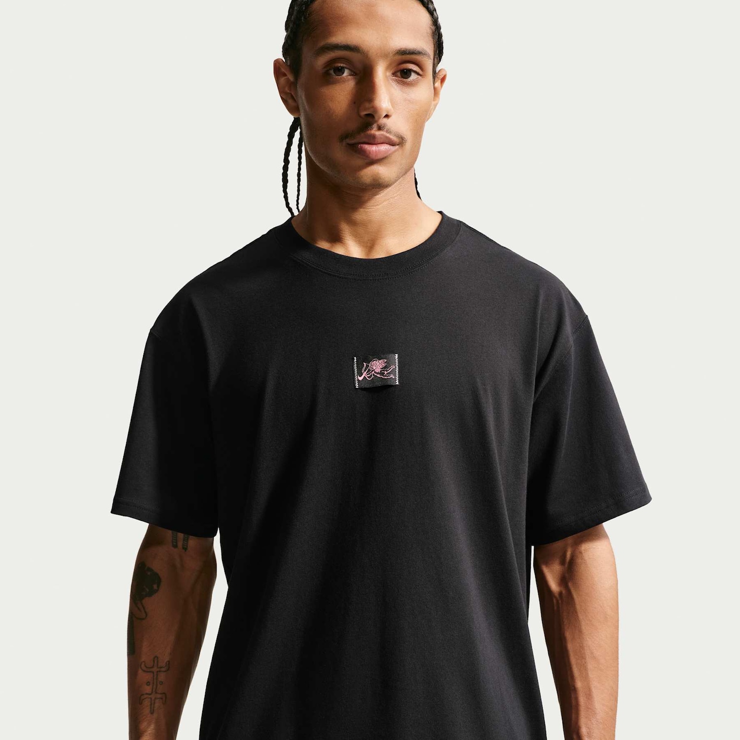 Camiseta Nike Sportswear "Love Is In The Air" Masculina