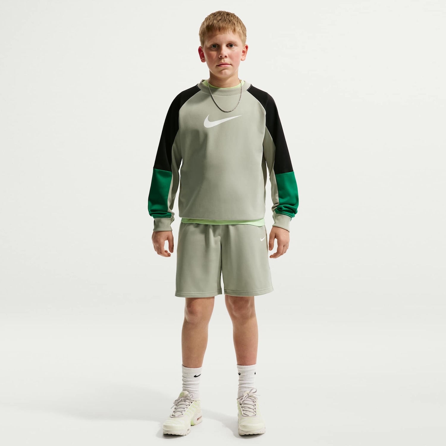Conjunto Nike Sportswear Crew Infantil | Cor: Verde | Tamanho: G