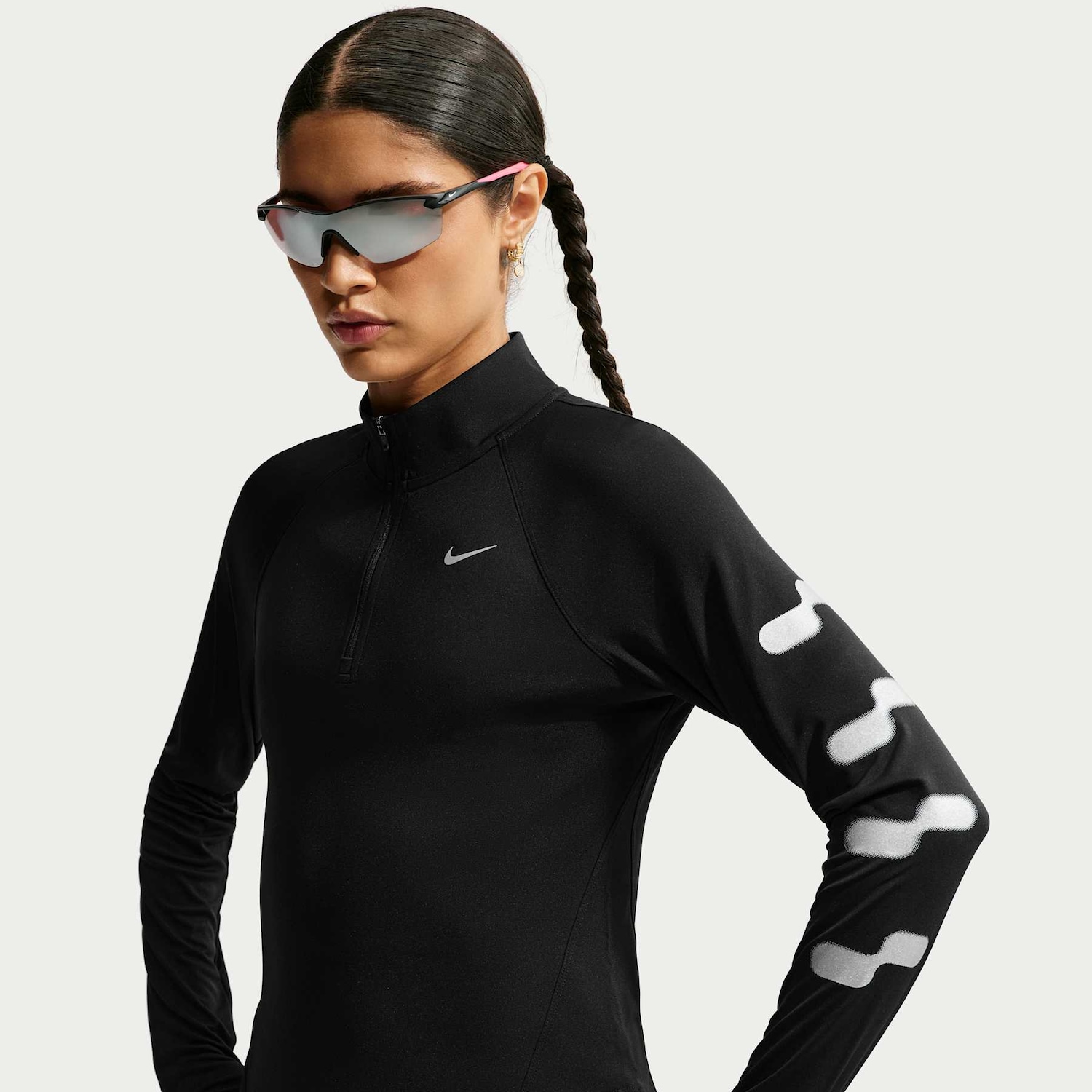 Camiseta Dri-FIT Manga Longa Nike Tempo Feminina