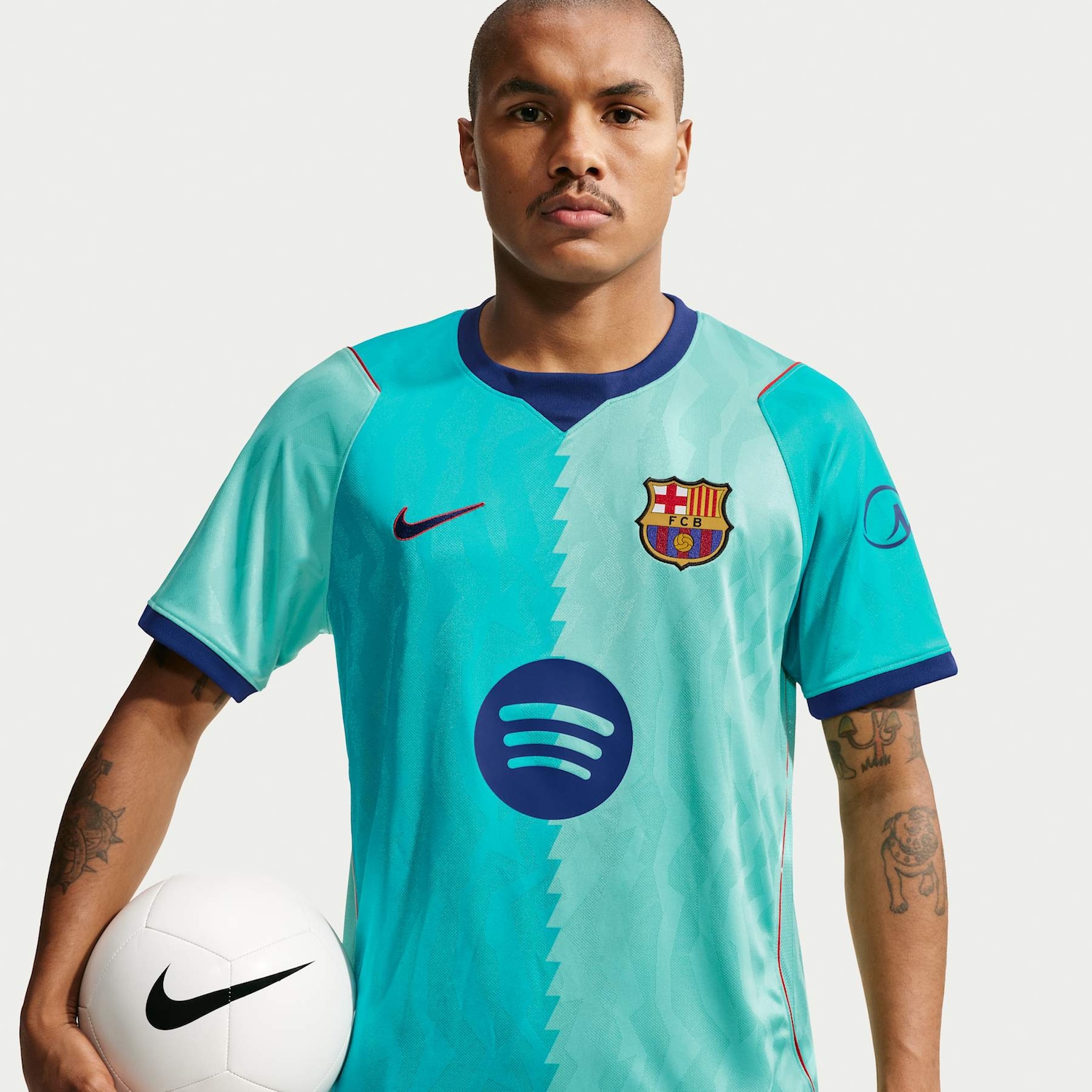 Camisa Barcelona Nike III 2026/27 Torcedor Pro Masculina | Cor: Verde | Tamanho: G