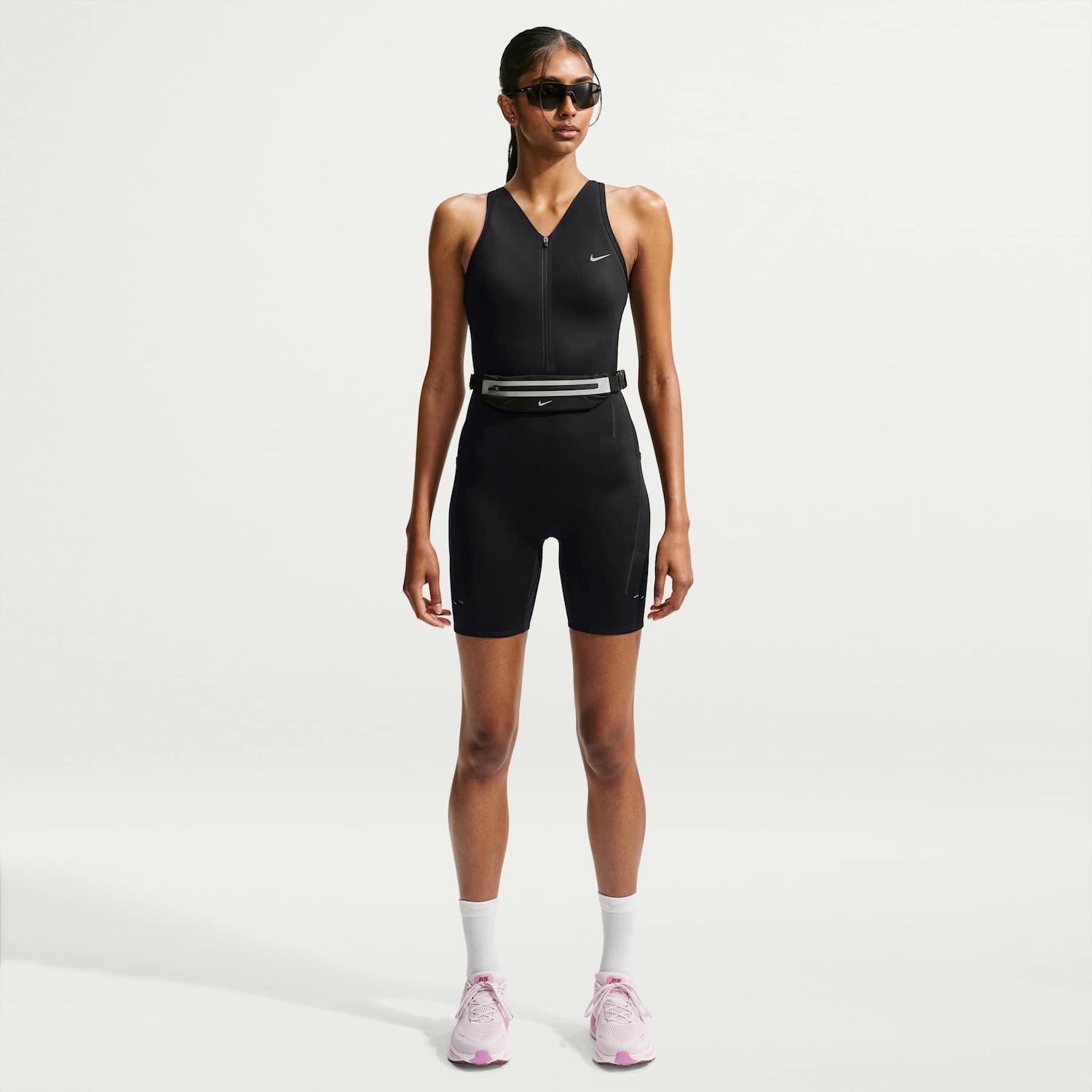 Macacão Dri-FIT Nike Swift Feminino | Cor: Preto | Tamanho: G