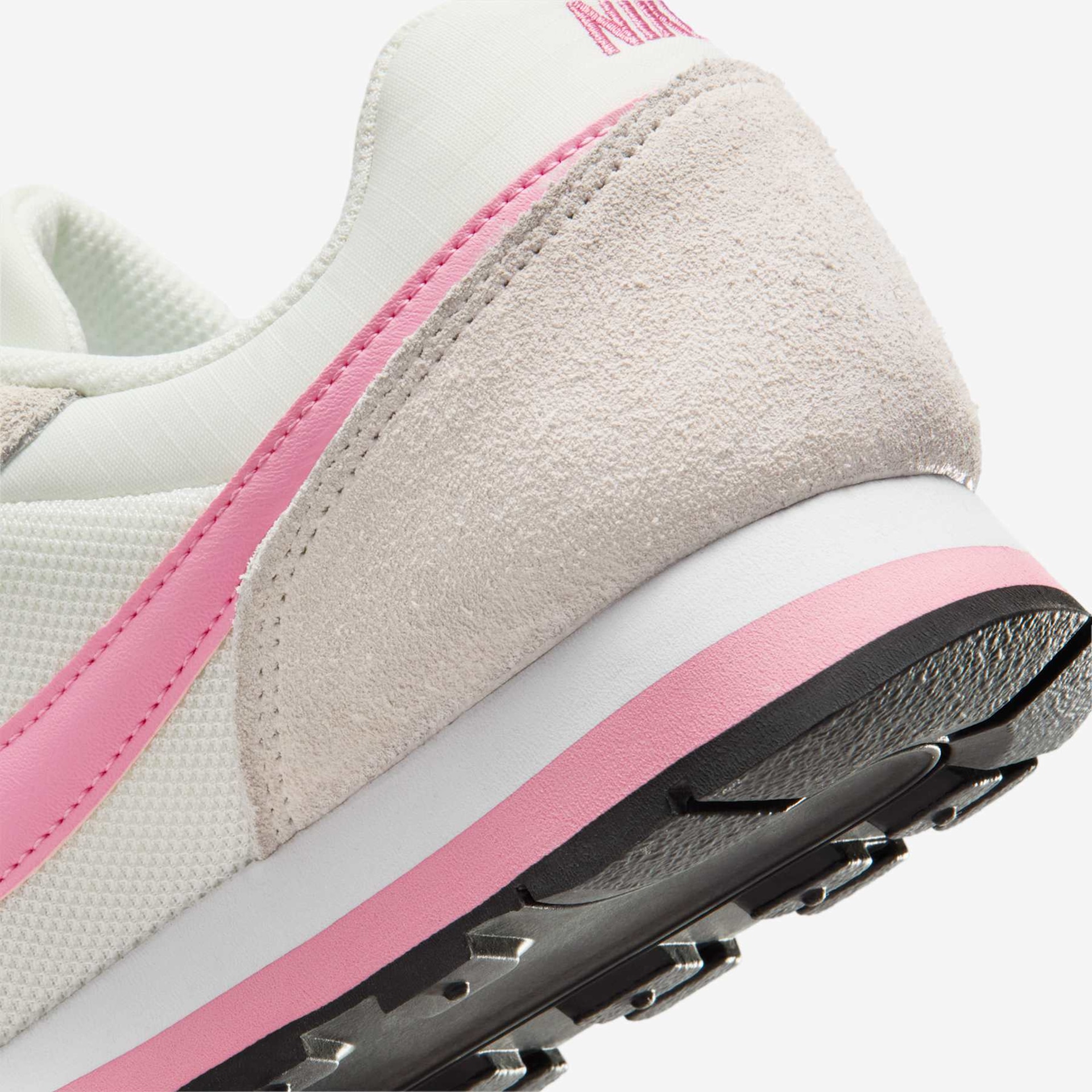 Tênis Nike MD Runner 2 Feminino - Foto 8